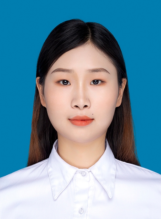 张教员 照片