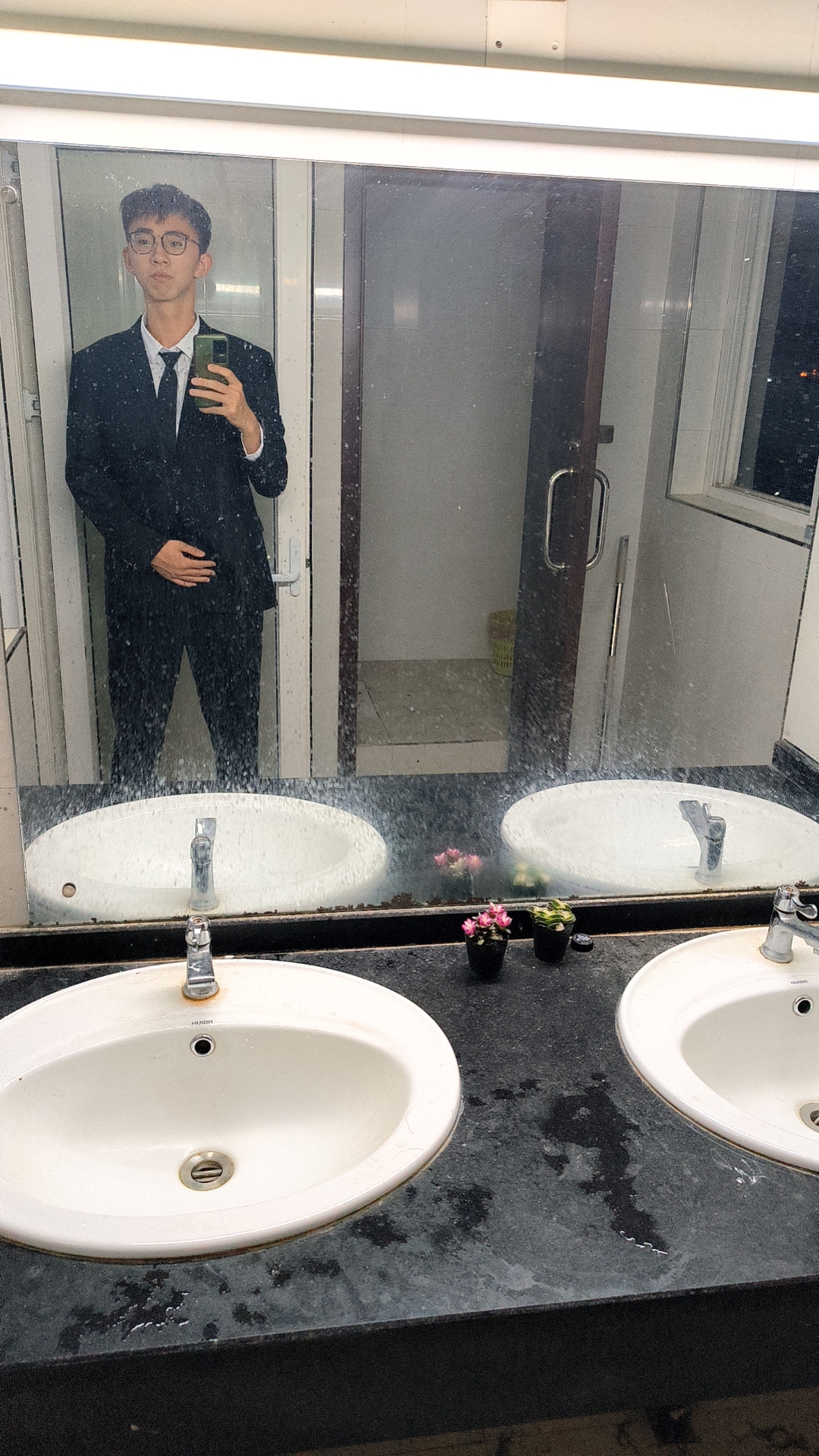 罗教员 照片