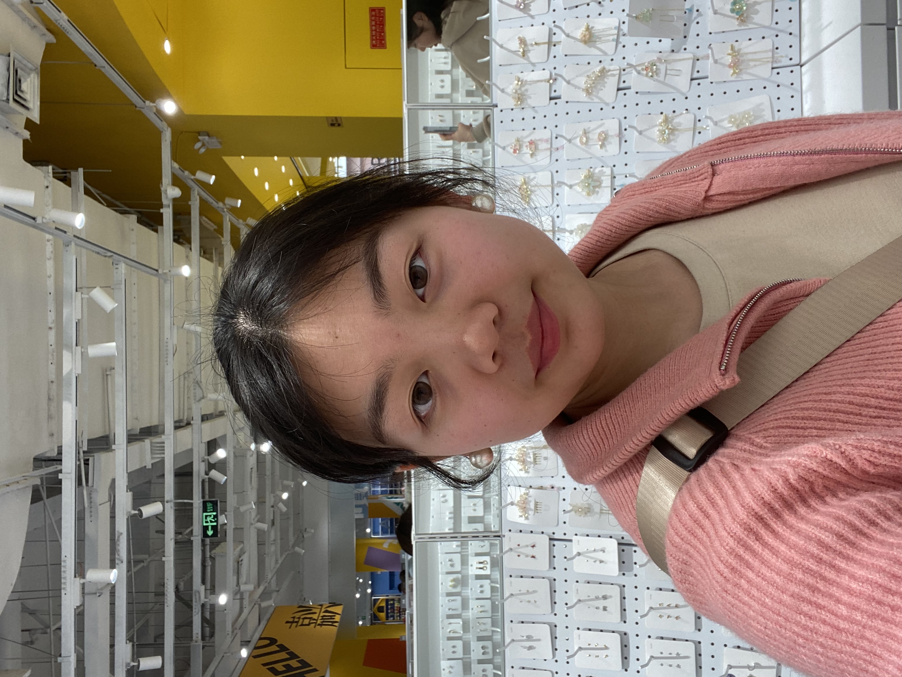 张教员 照片