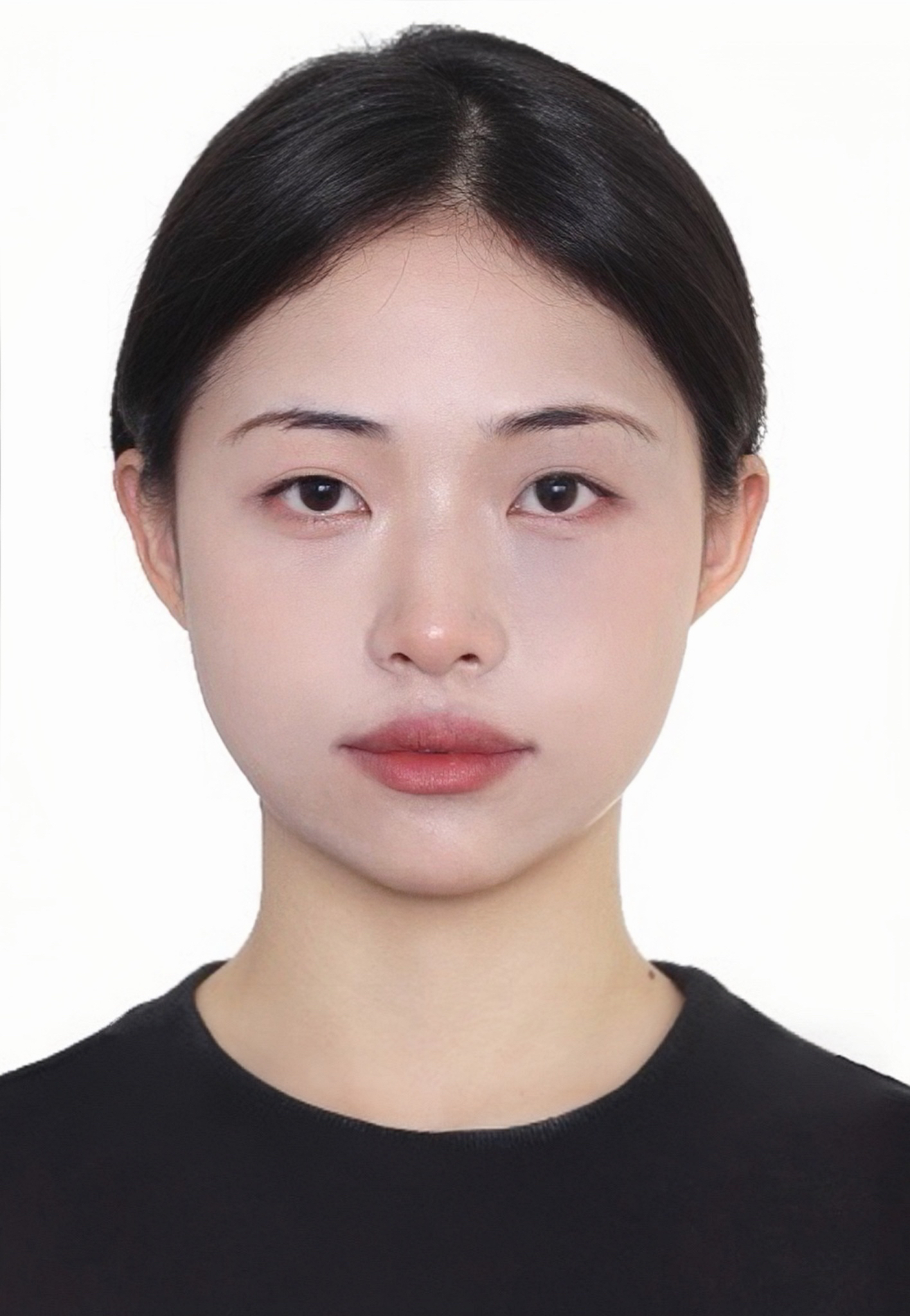余教员 照片