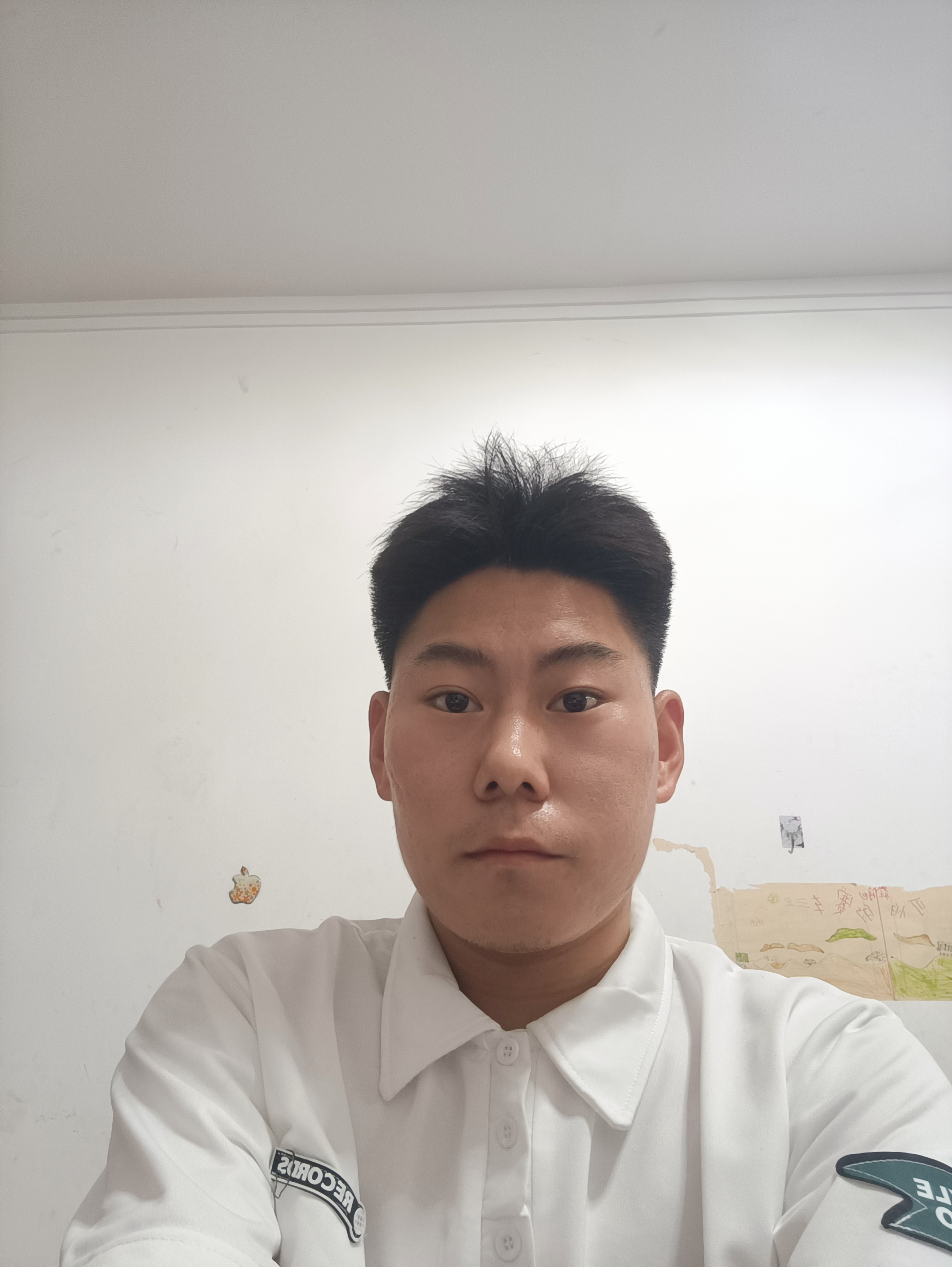 仇教员 照片