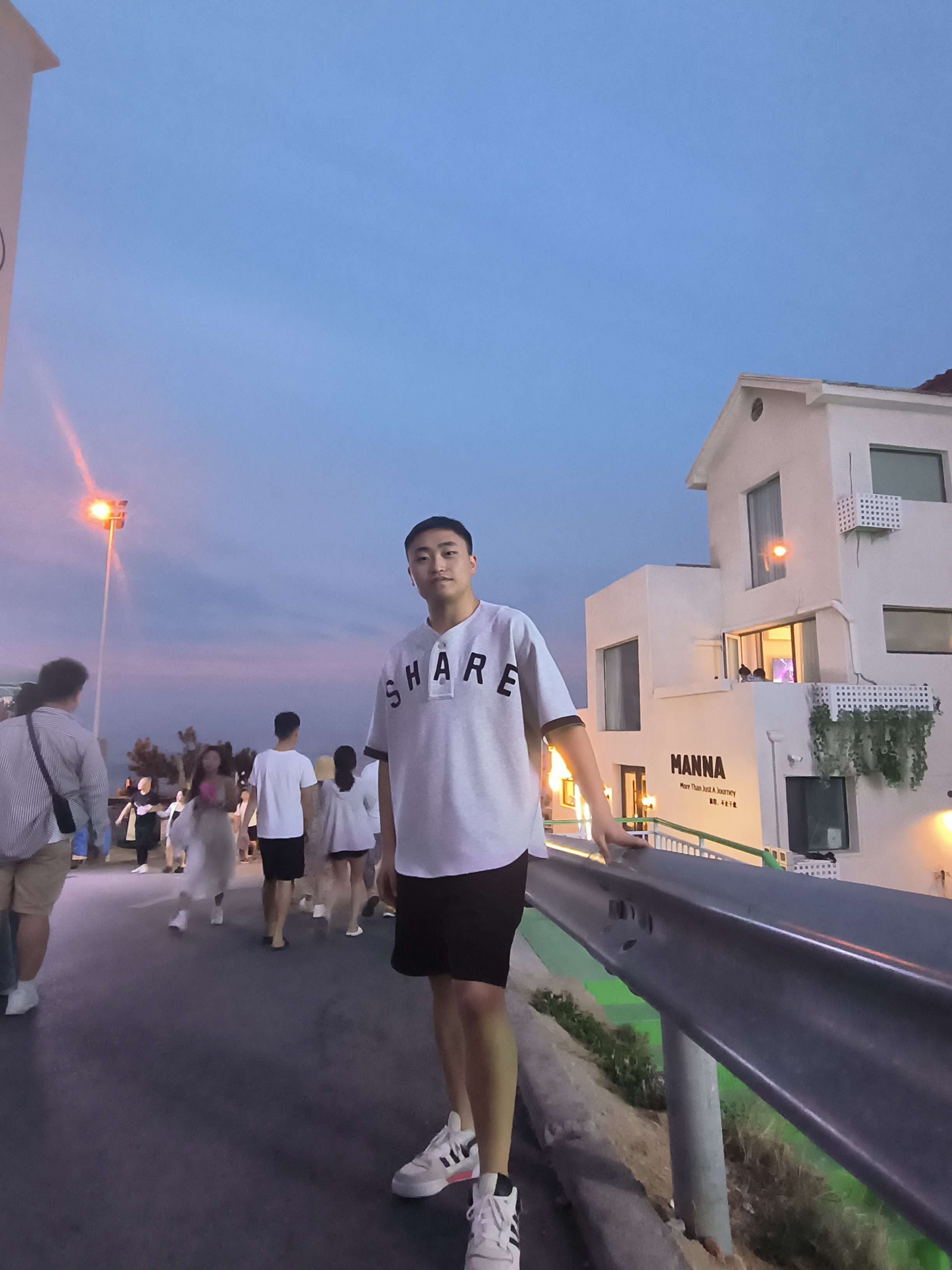 王教员 照片