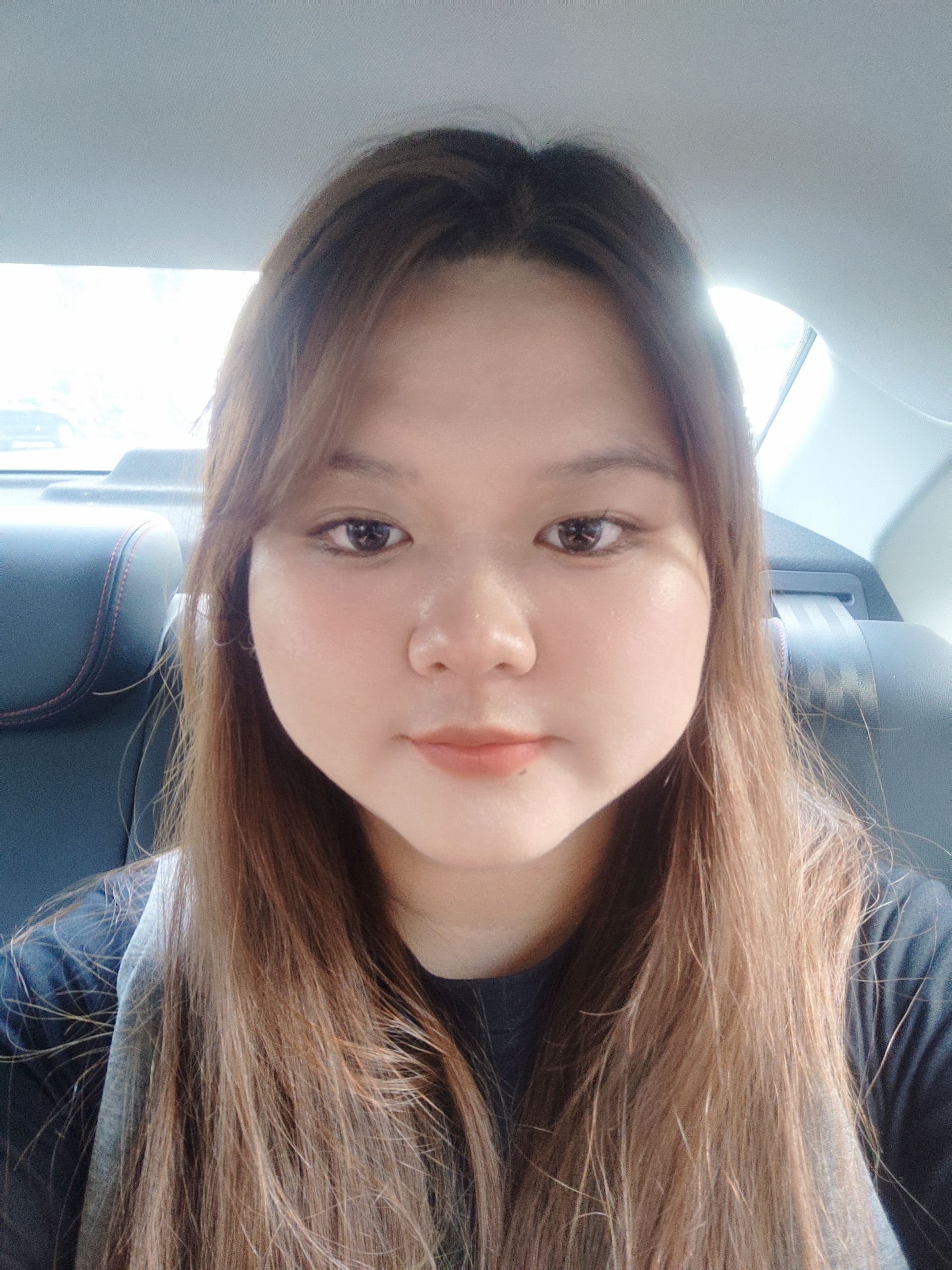 金教员 照片