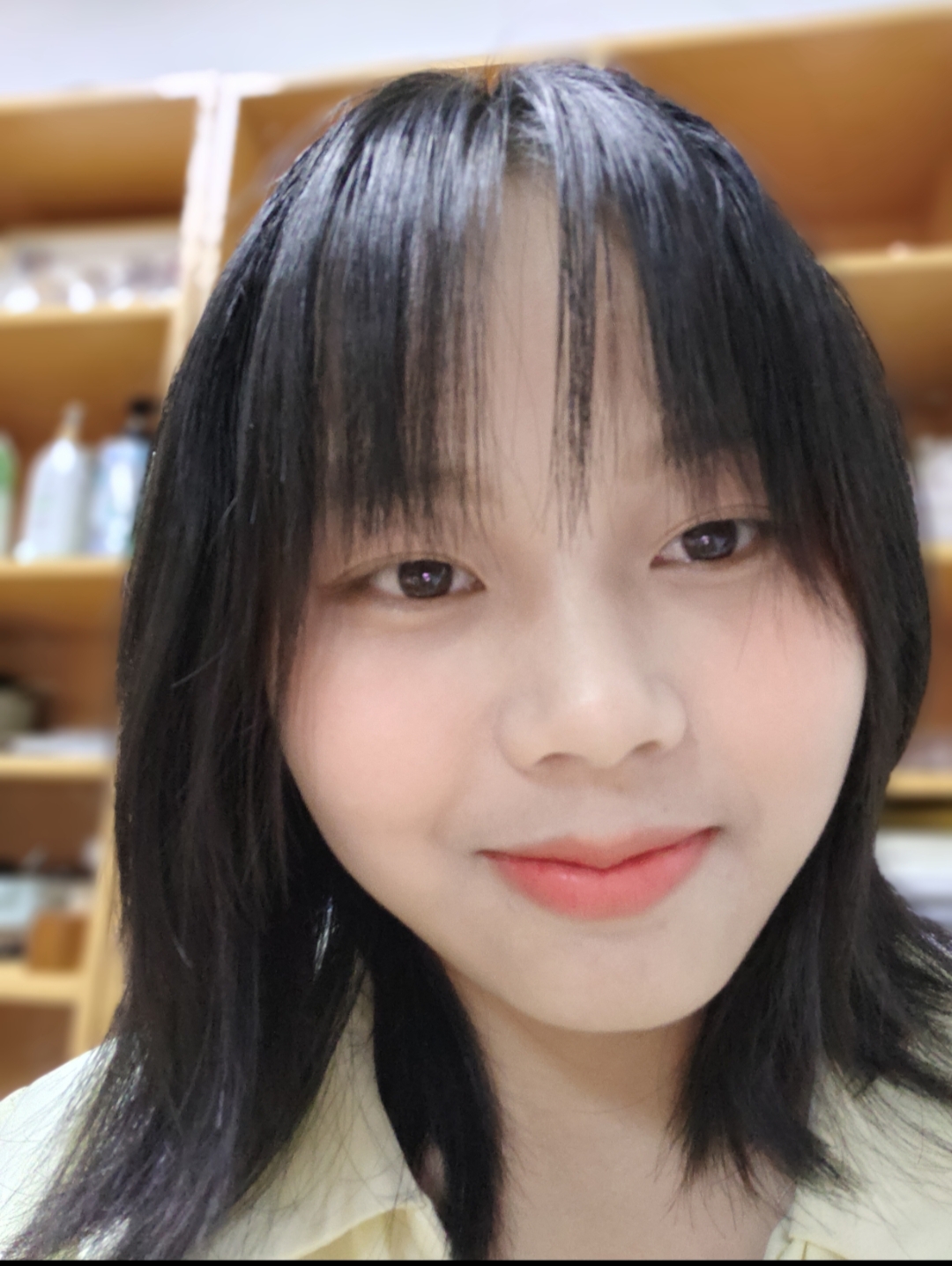 刘教员 照片