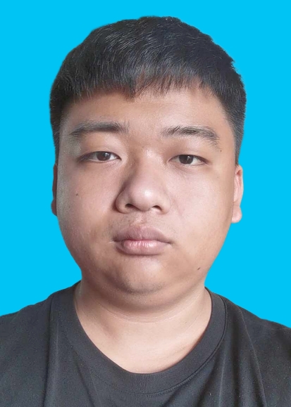 张教员 照片