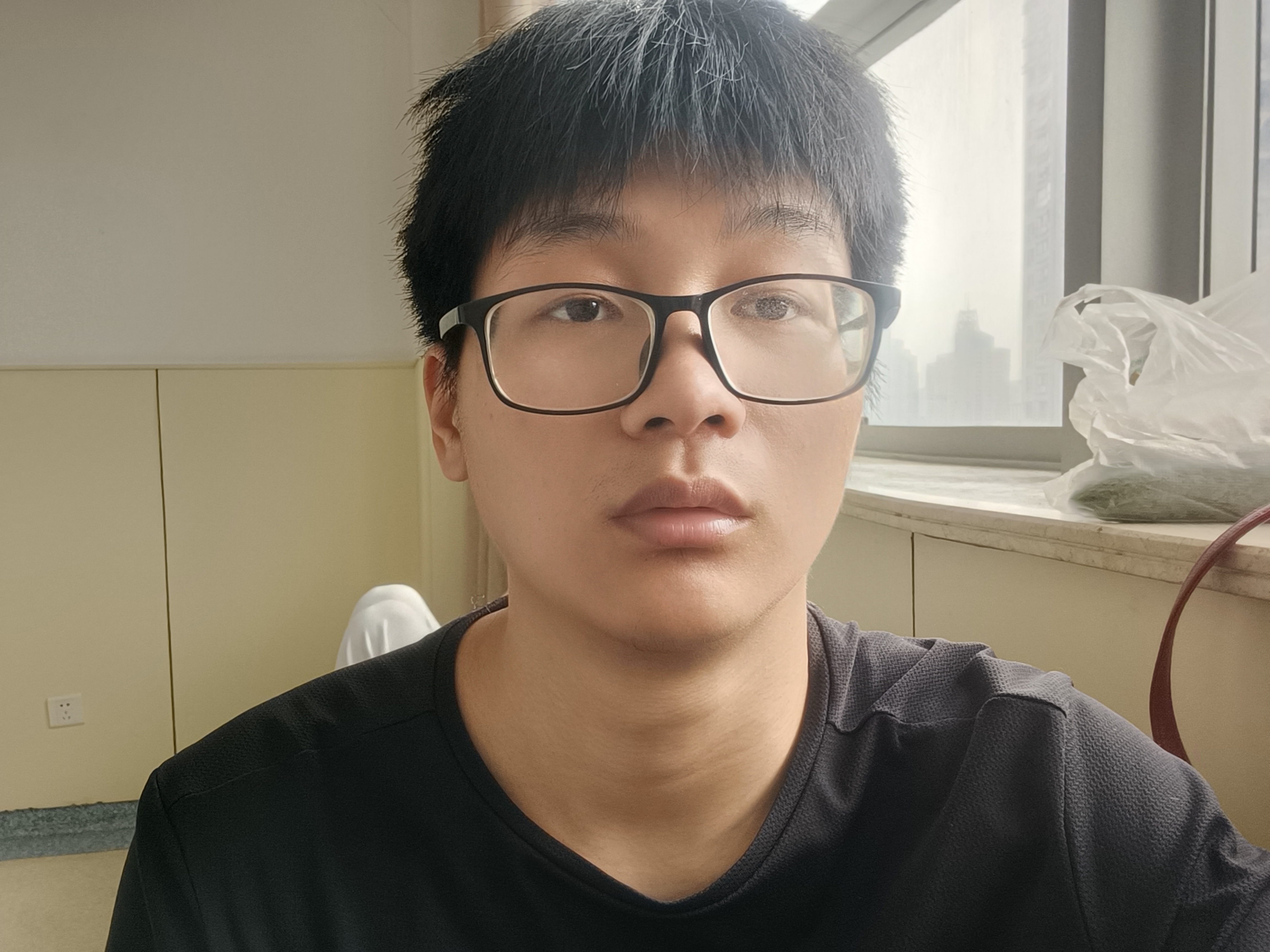 吴教员 照片