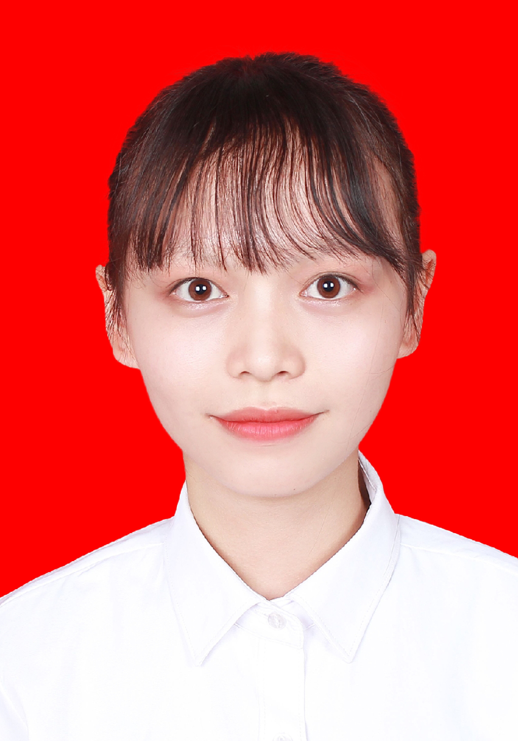 梁教员 照片