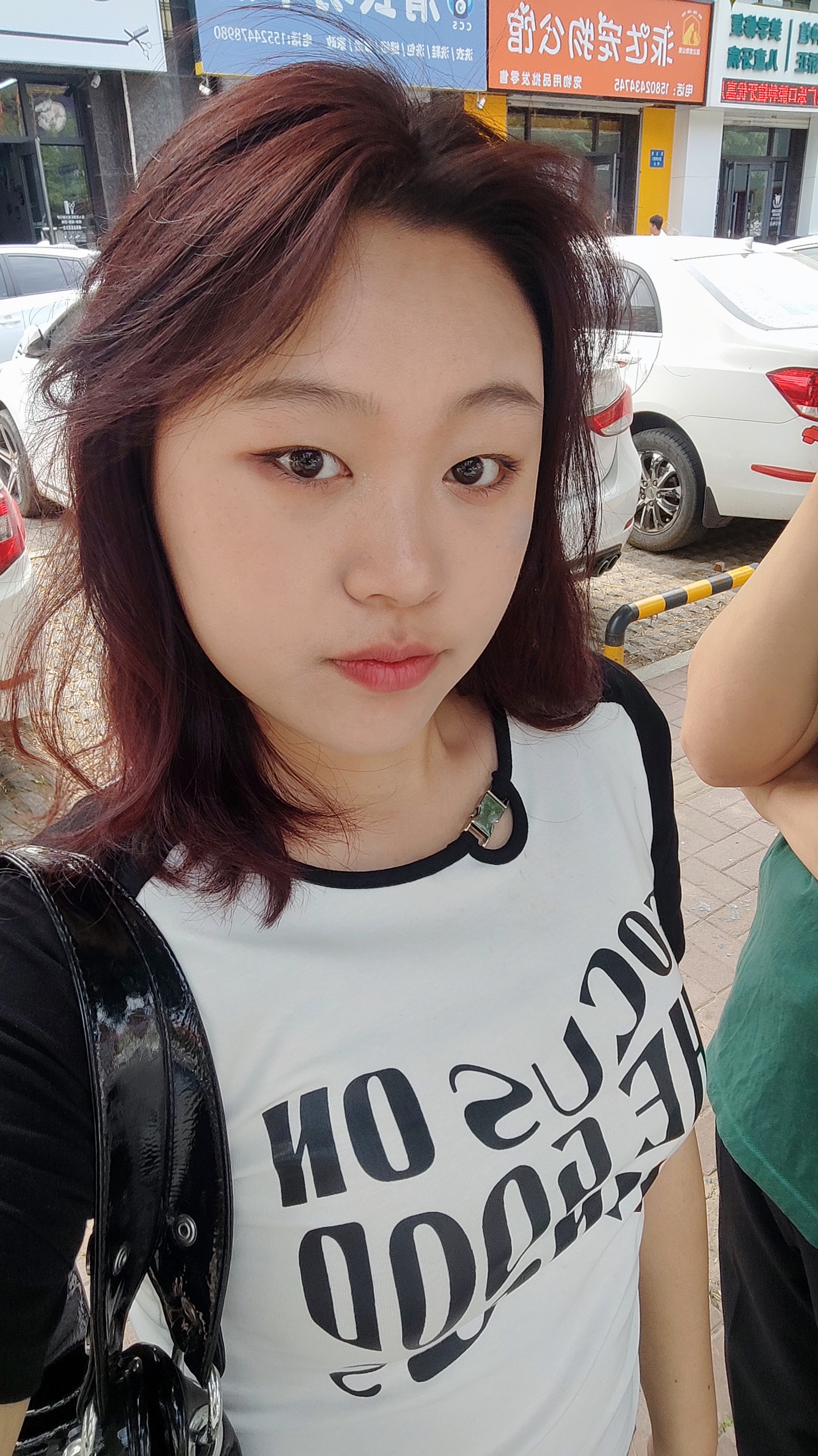 王教员 照片