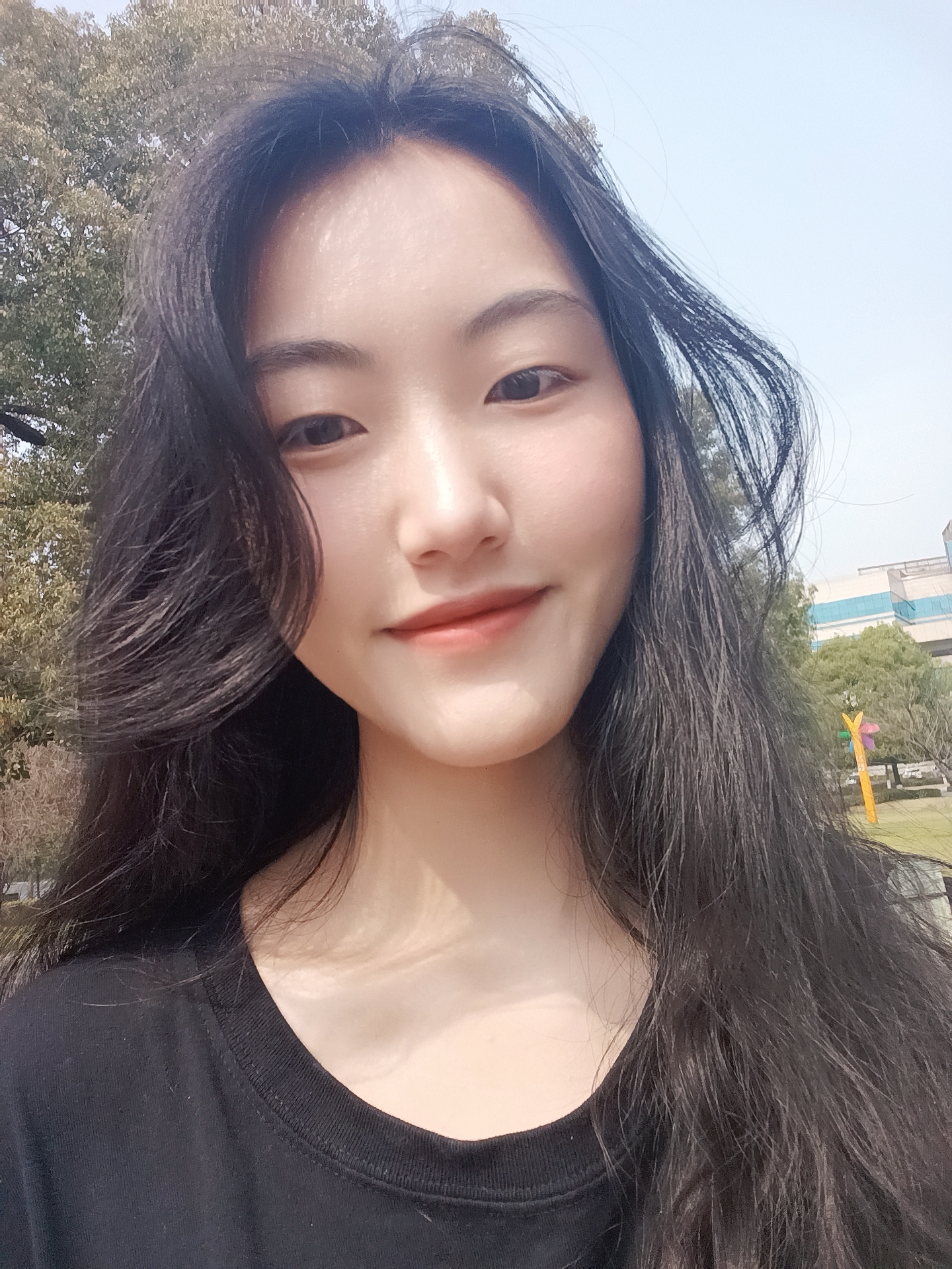 黄教员 照片