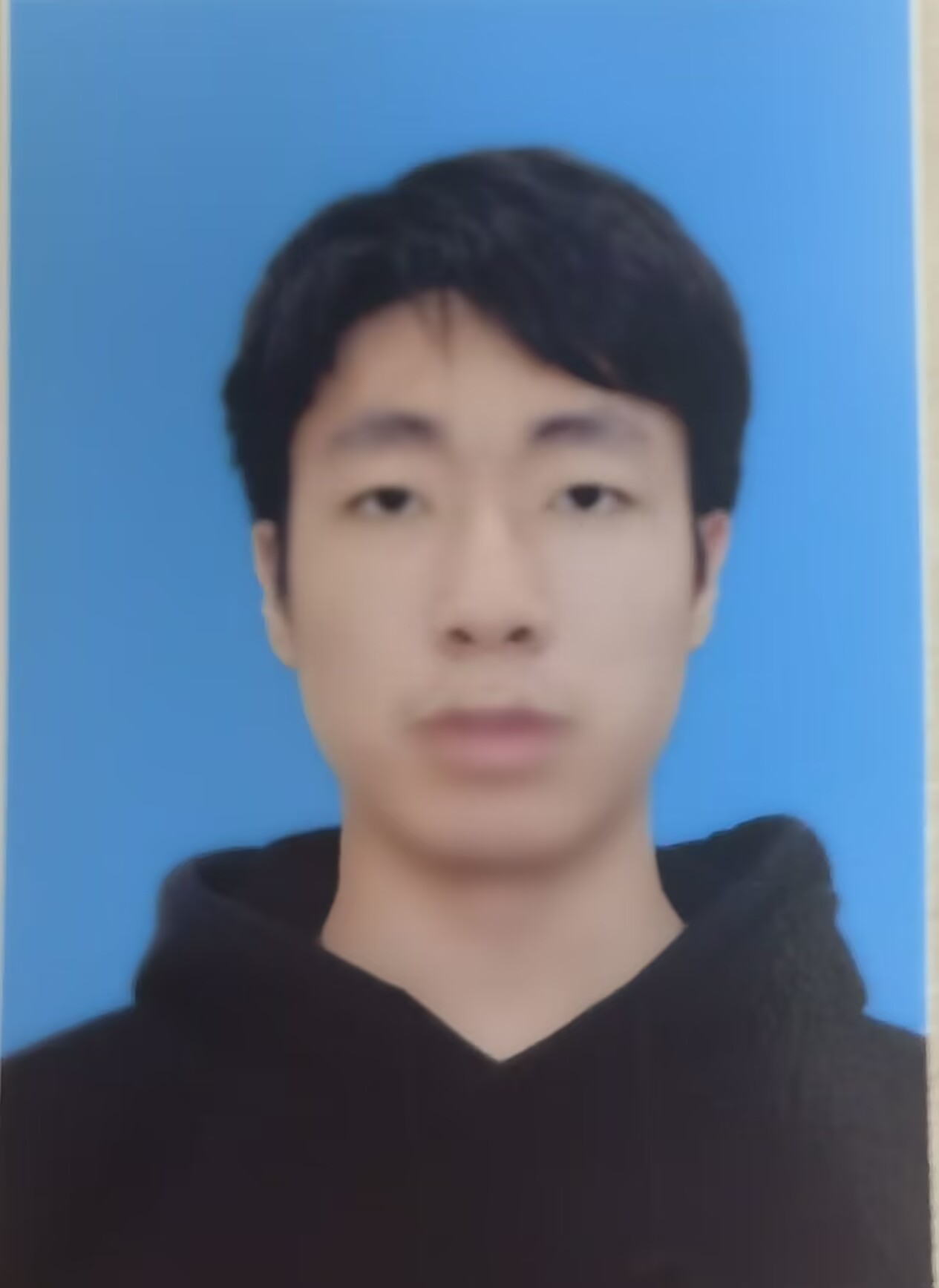 宁教员 照片