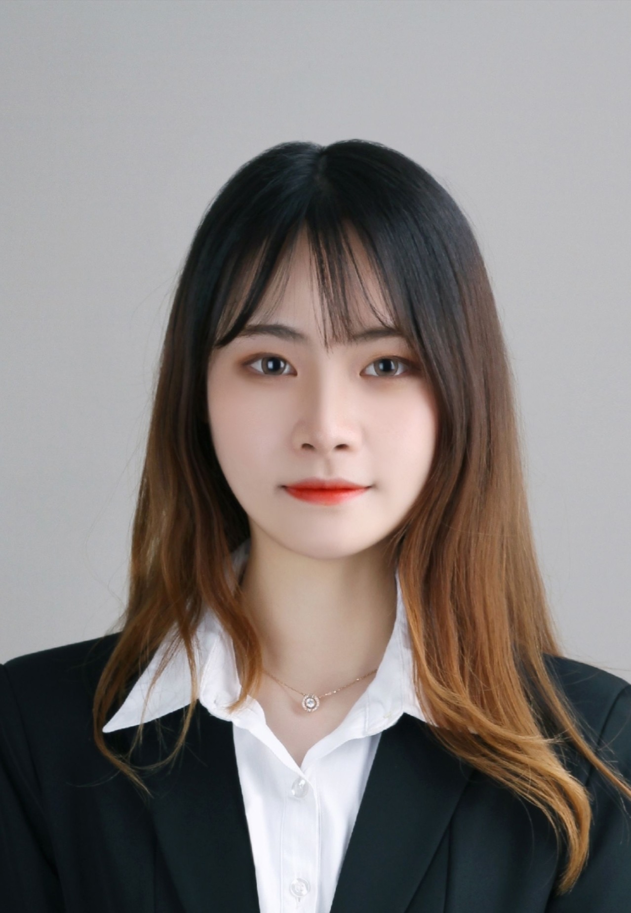 胡教员 照片