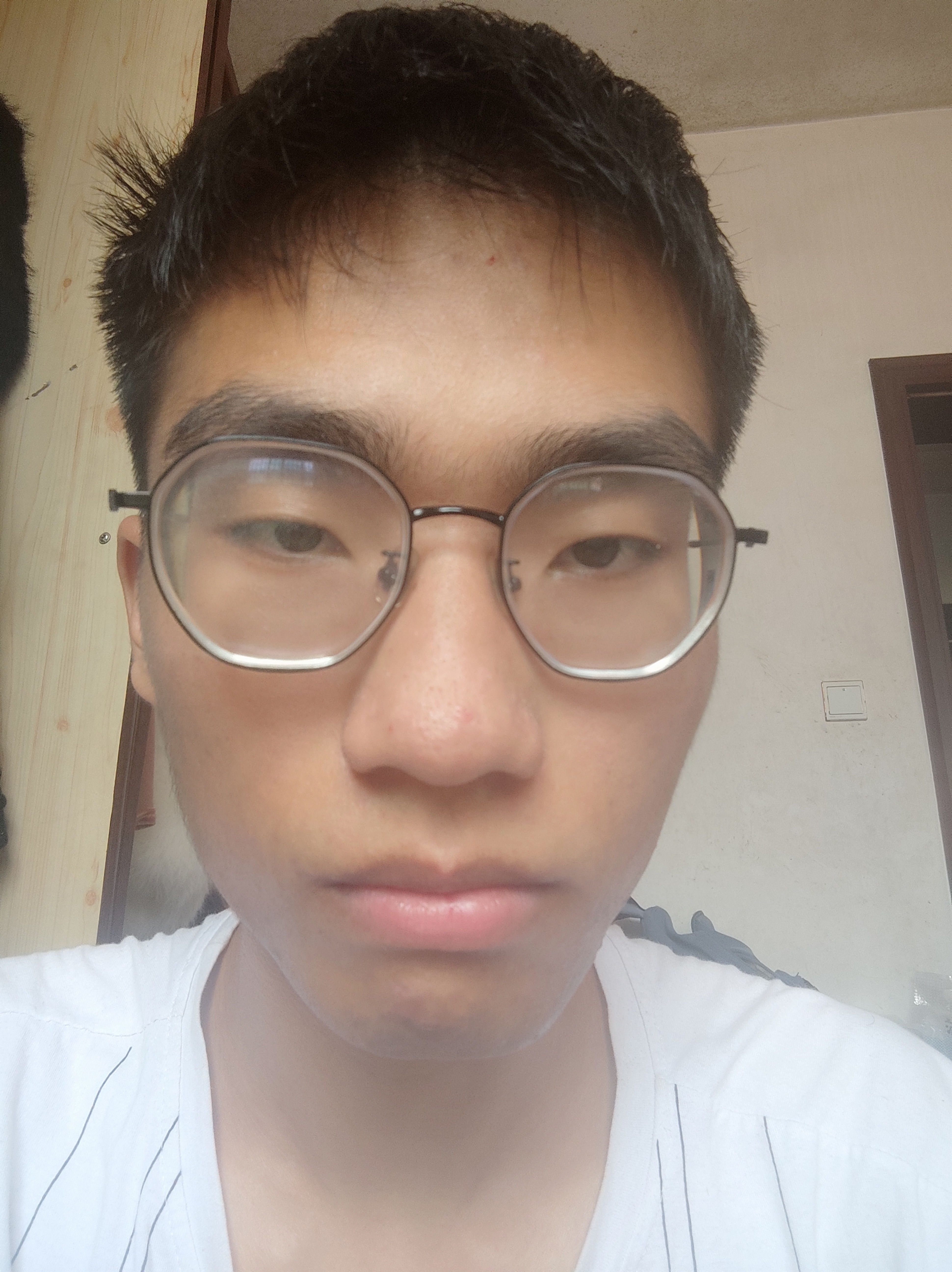 张教员 照片