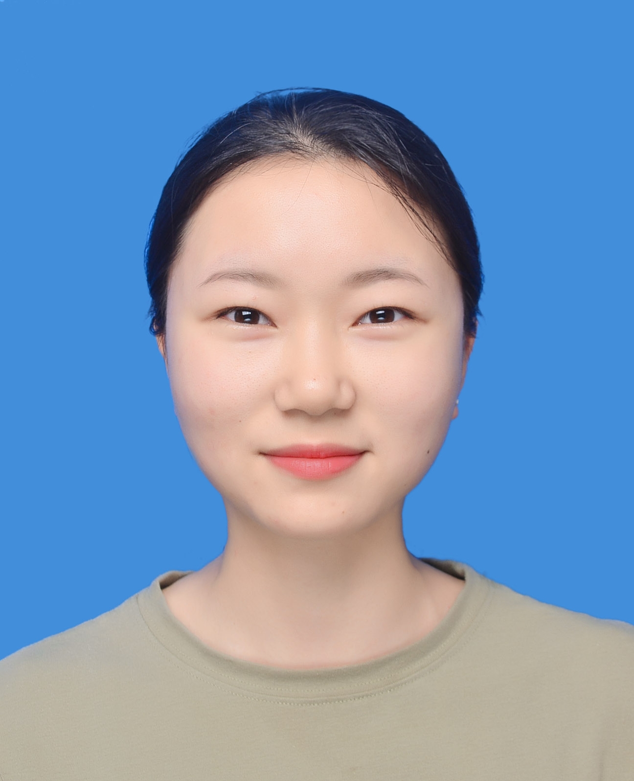 欧教员 照片