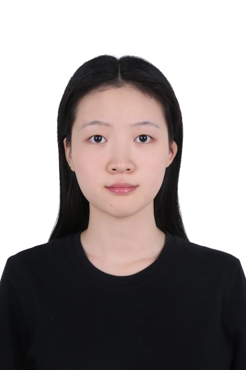 李教员 照片