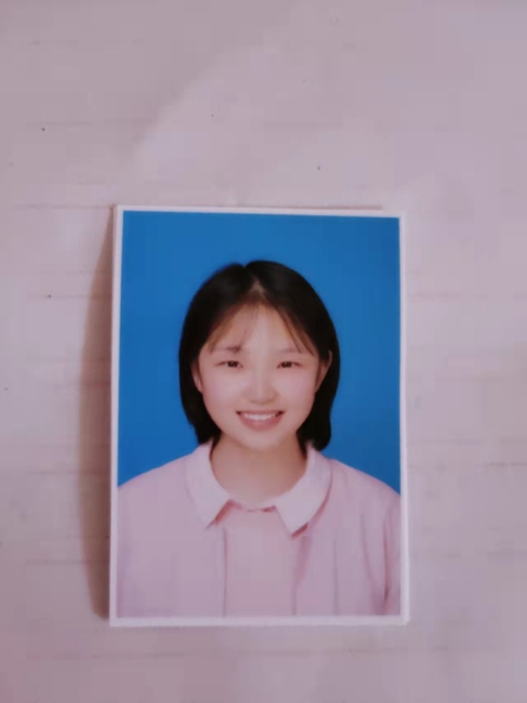 李教员 照片