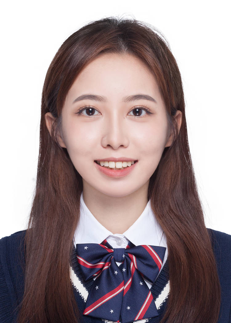 吕教员 照片