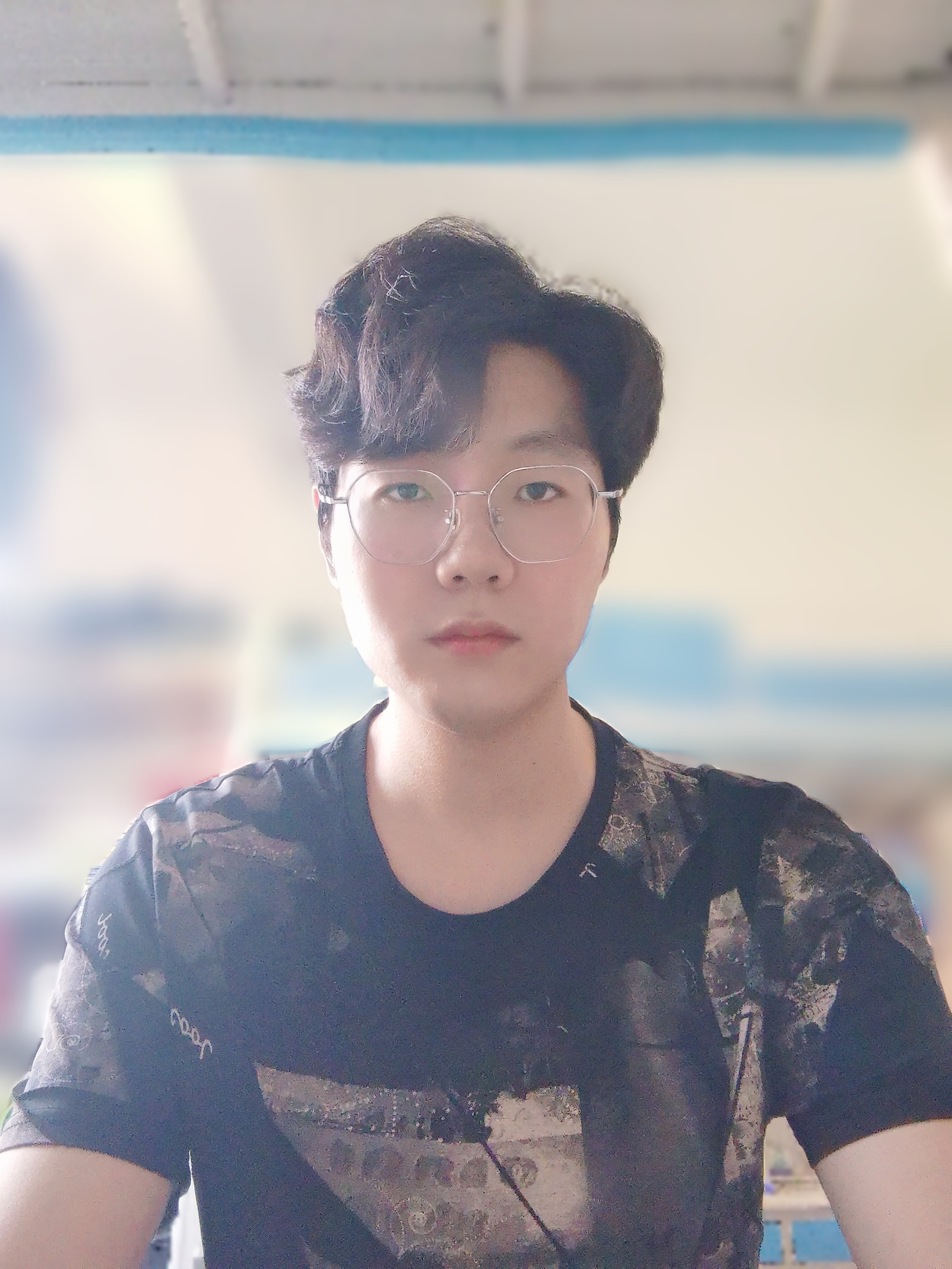 席教员 照片