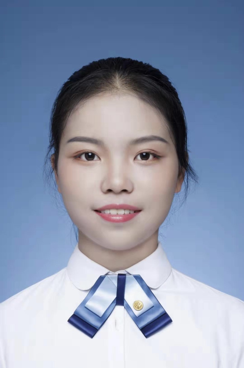 杨教员 照片