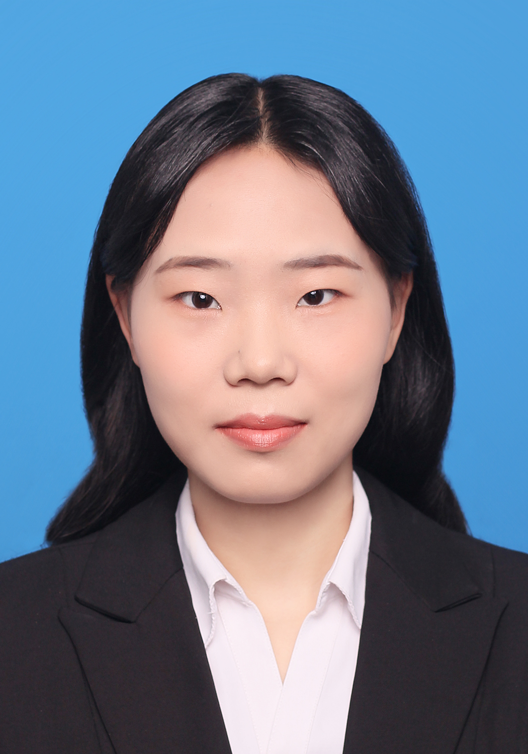 李教员 照片