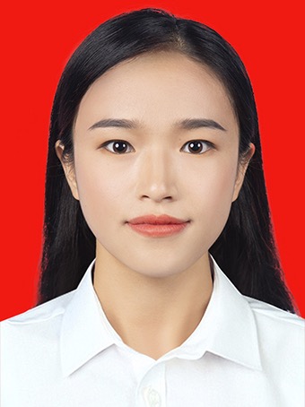 李教员 照片