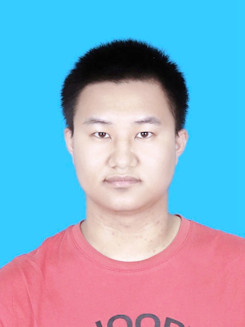 吴教员 照片