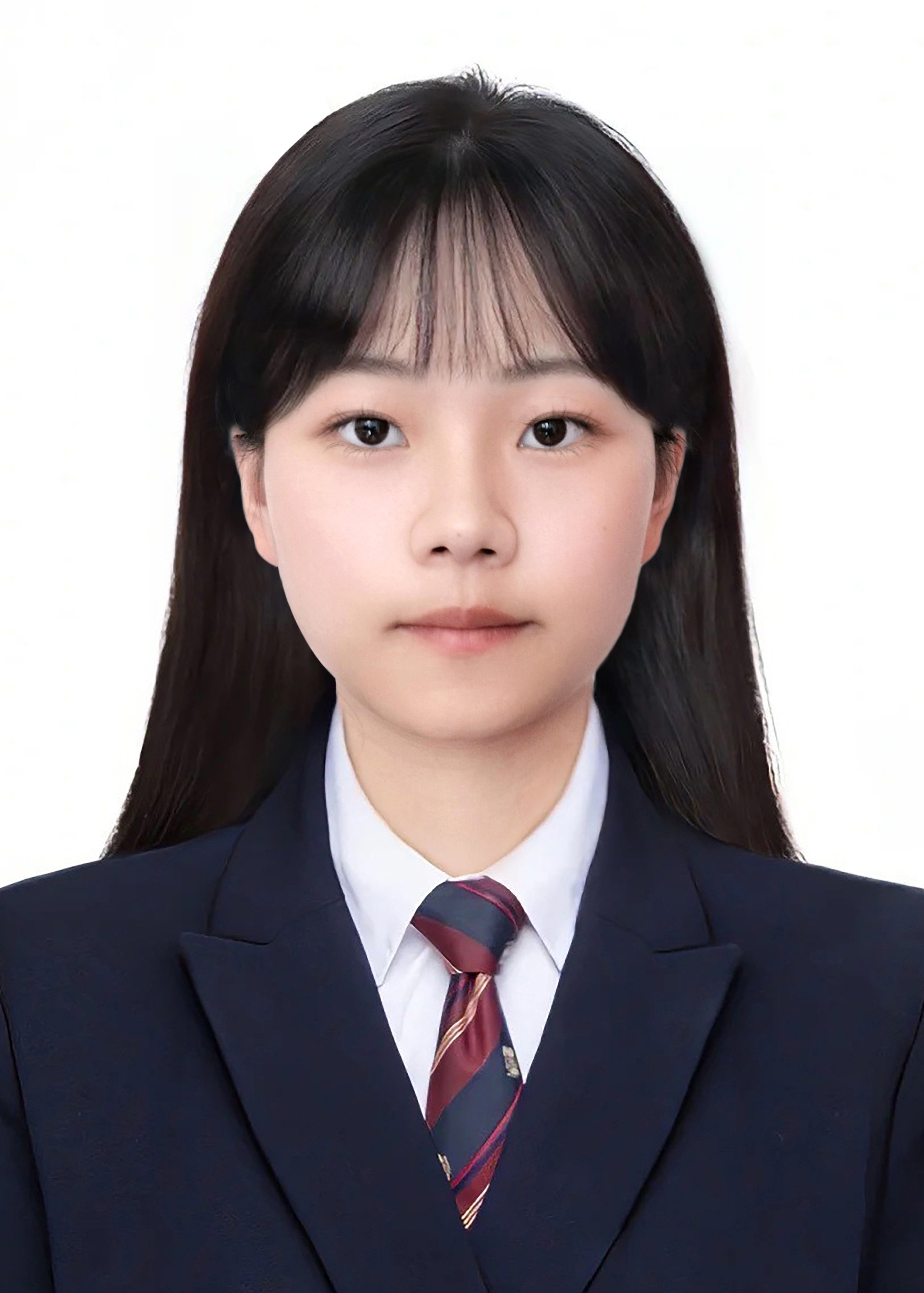 吕教员 照片
