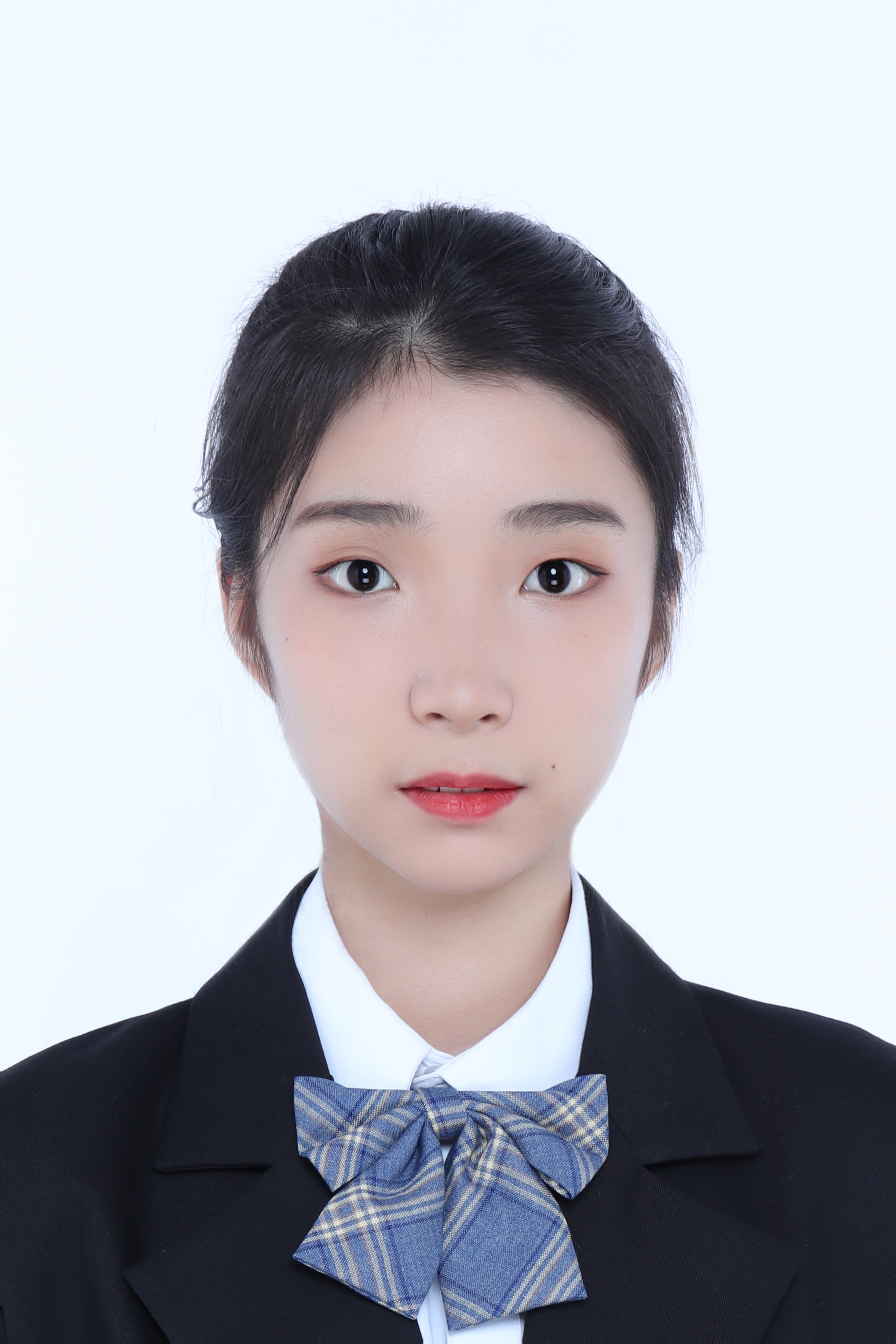 周教员 照片
