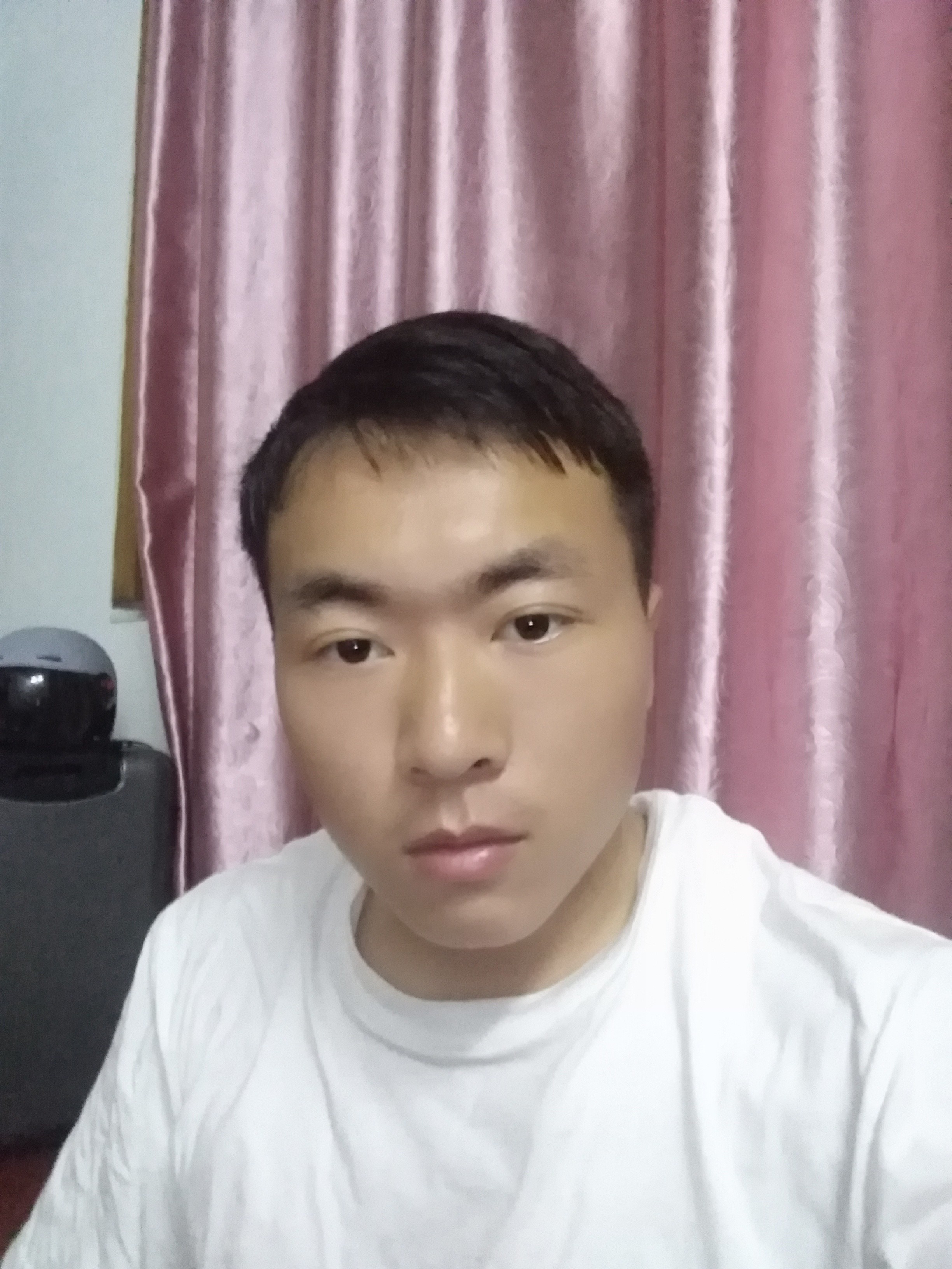 李教员 照片