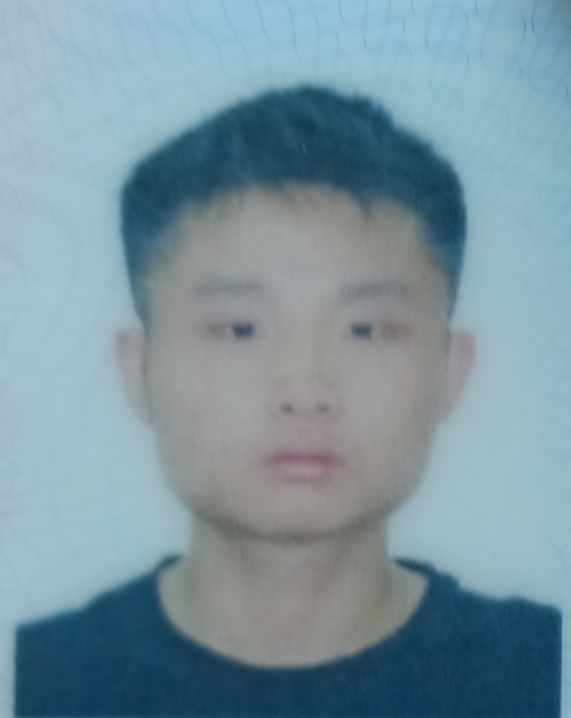 王教员 照片