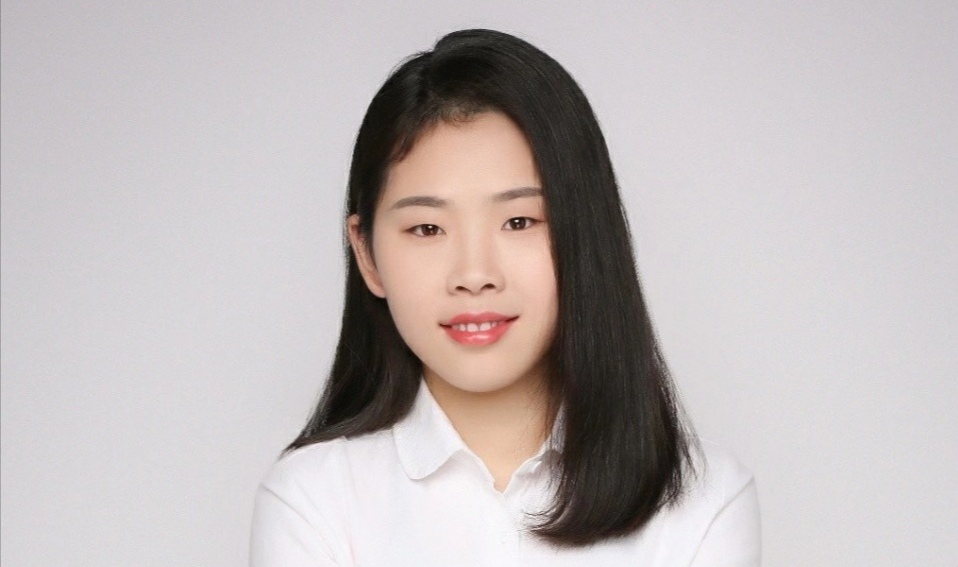 吴教员 照片