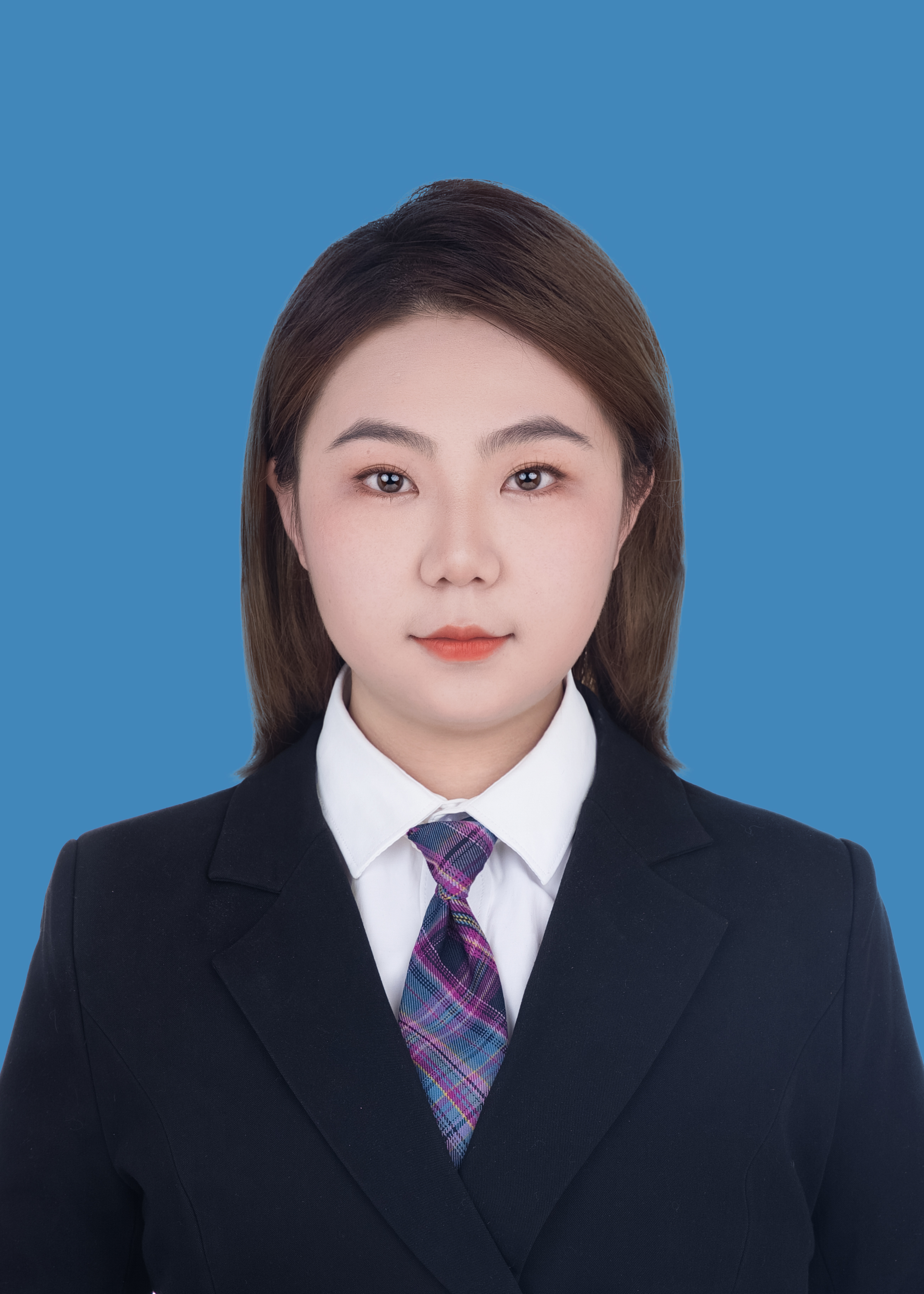 高教员 照片