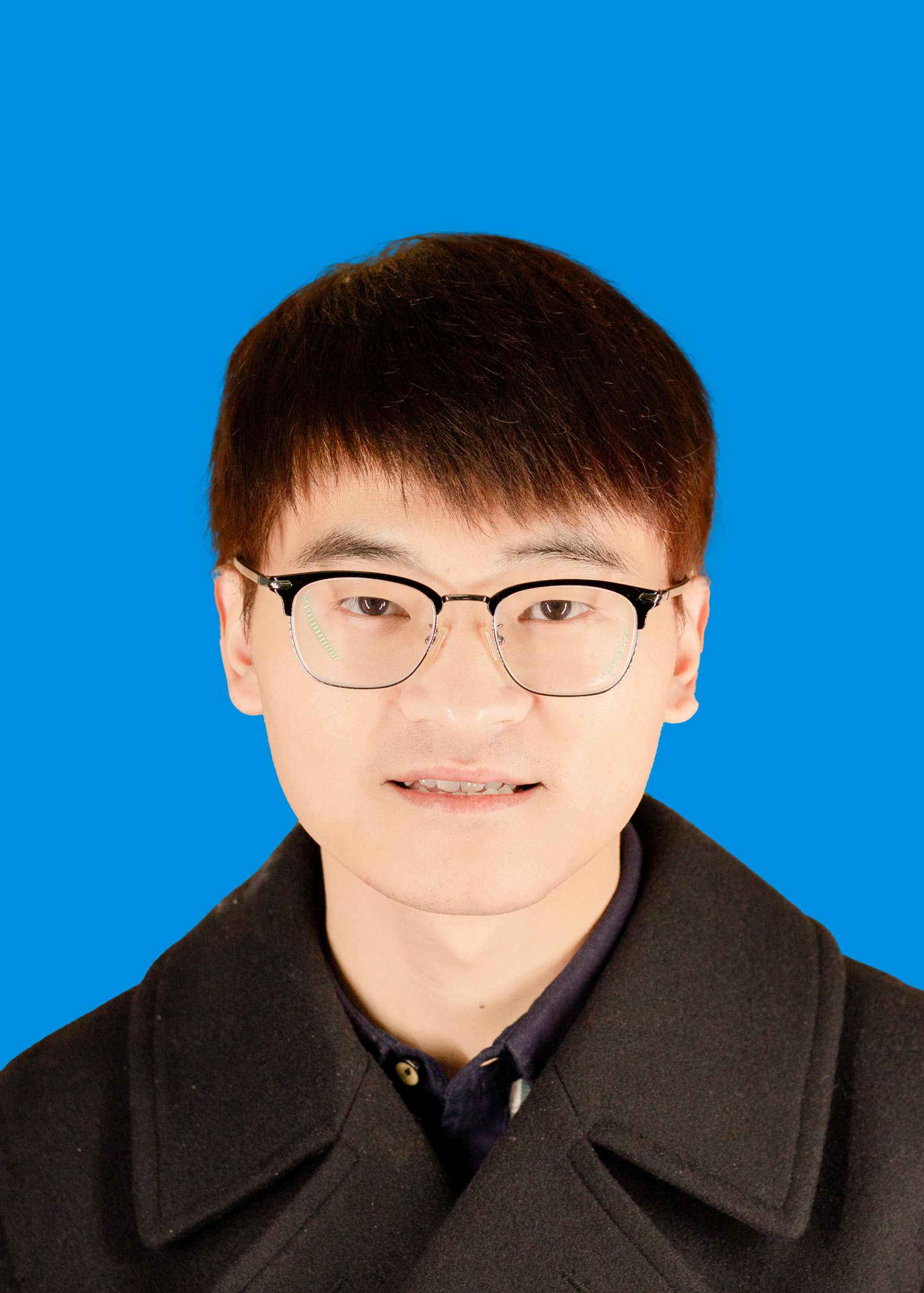 李教员 照片