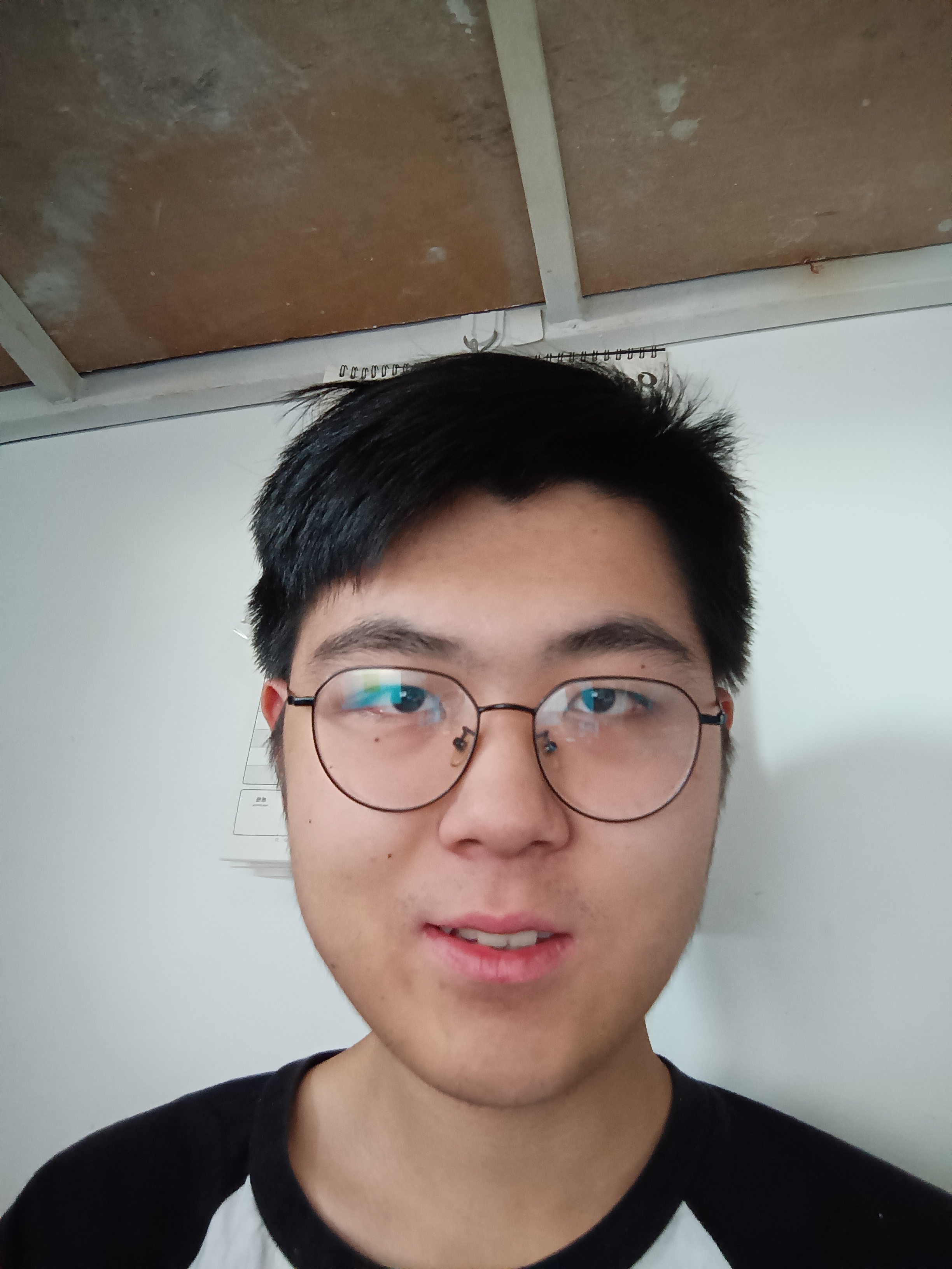 张教员 照片