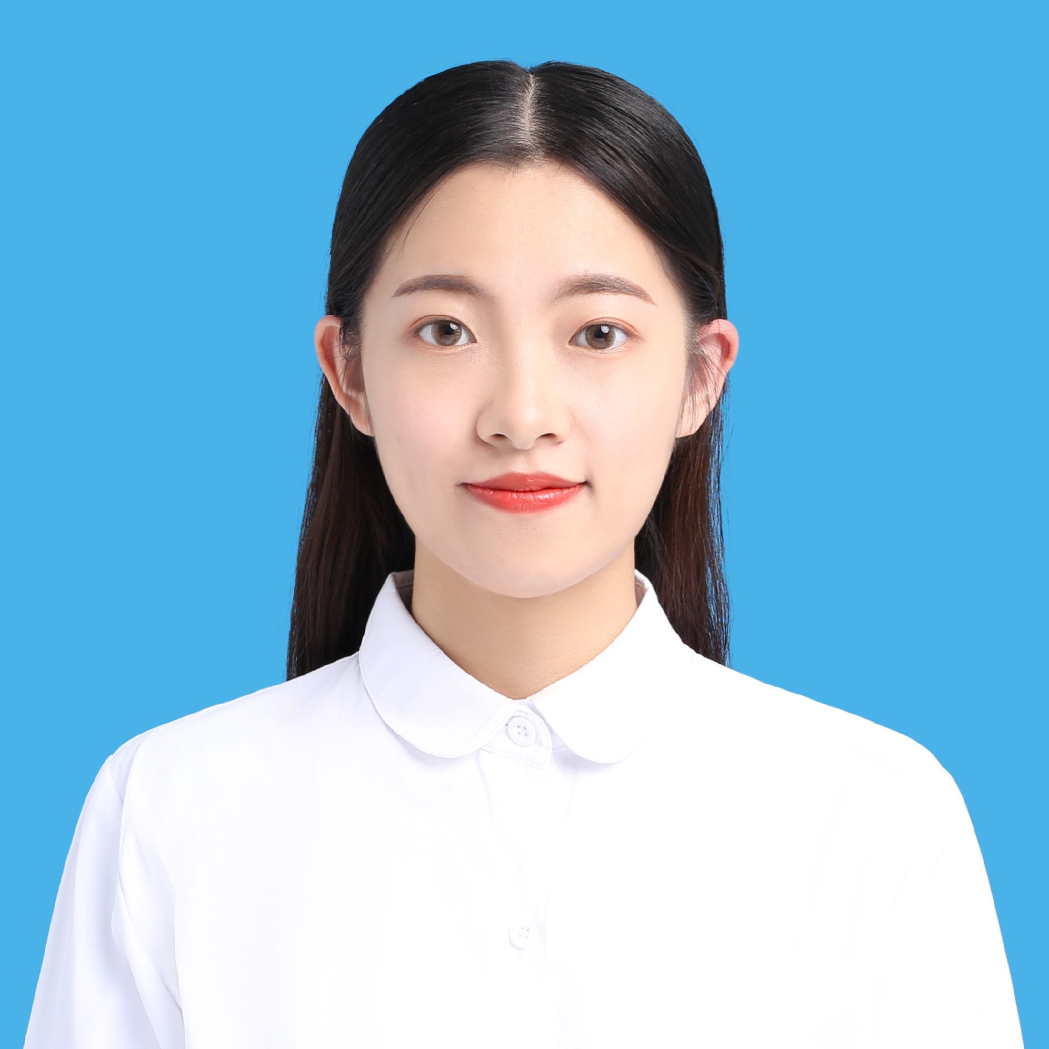 王教员 照片