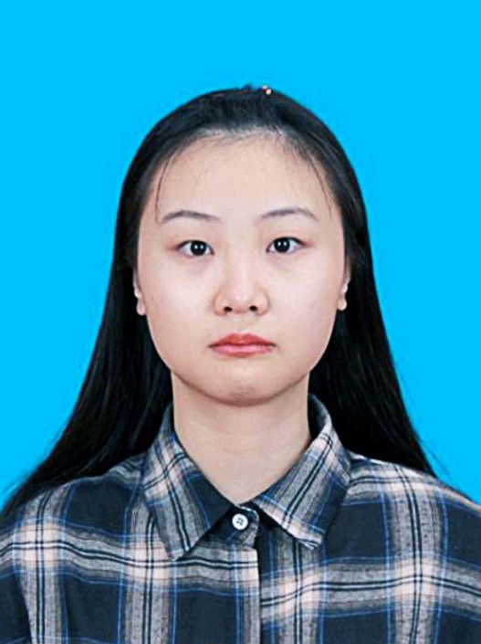 董教员 照片