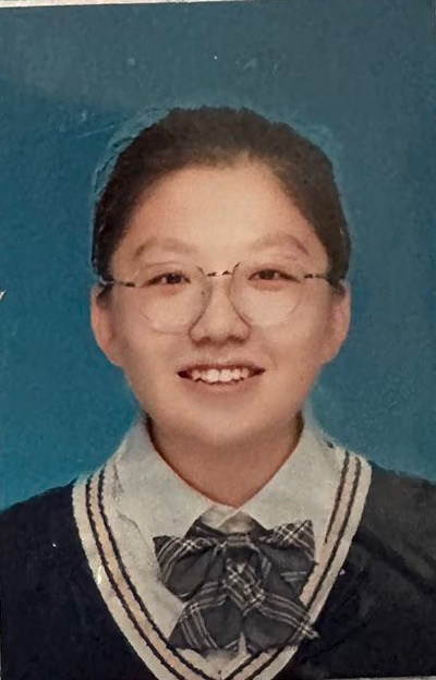 郑教员 照片