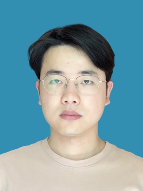 洪教员 照片
