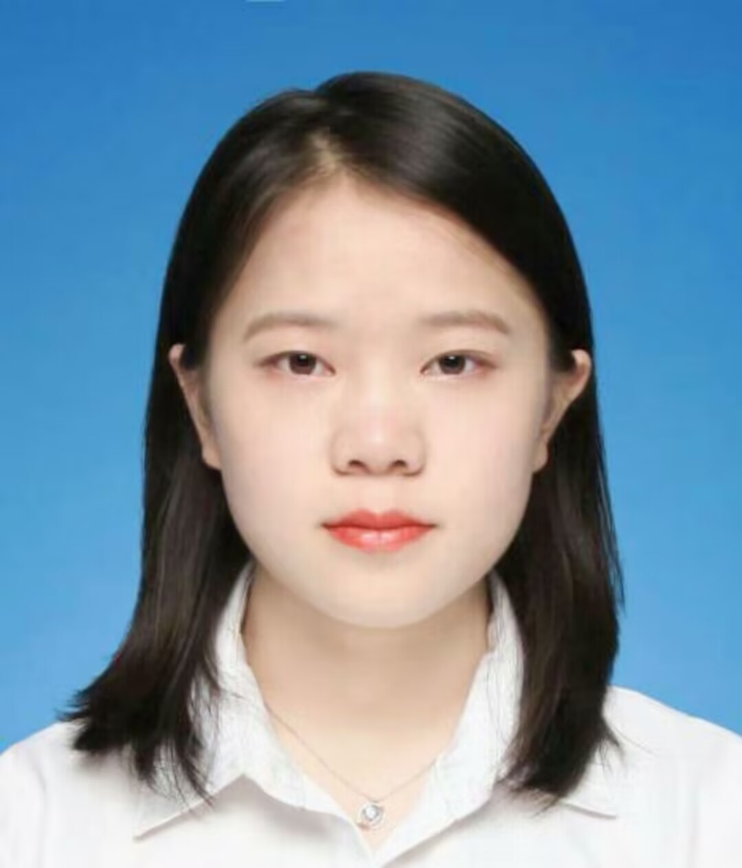 周教员 照片