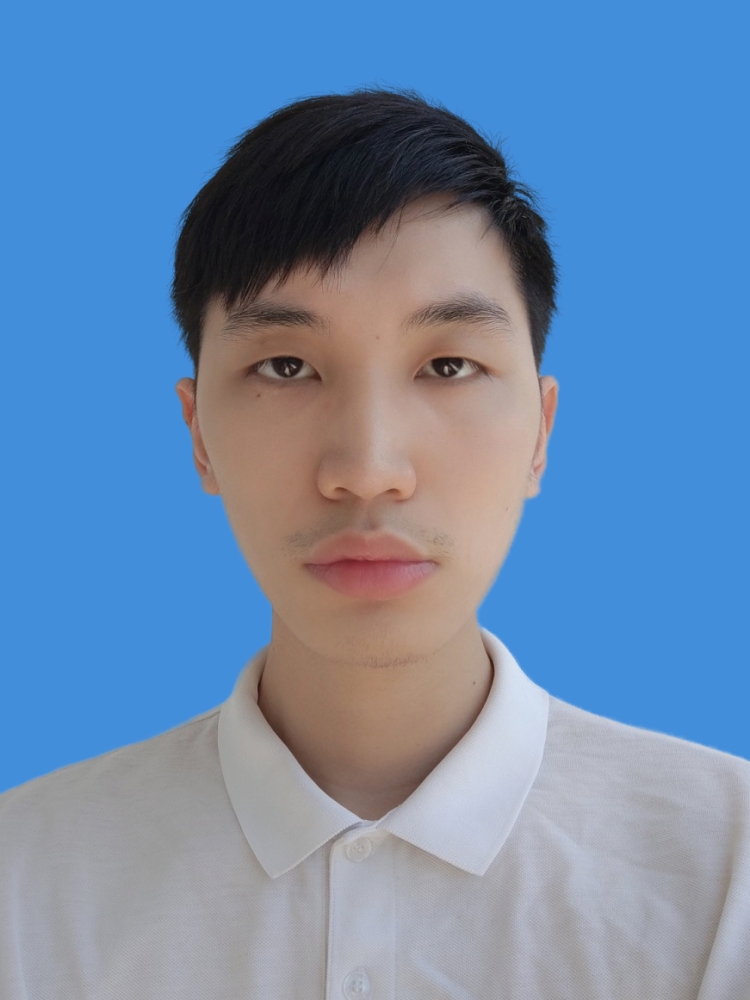 刘教员 照片