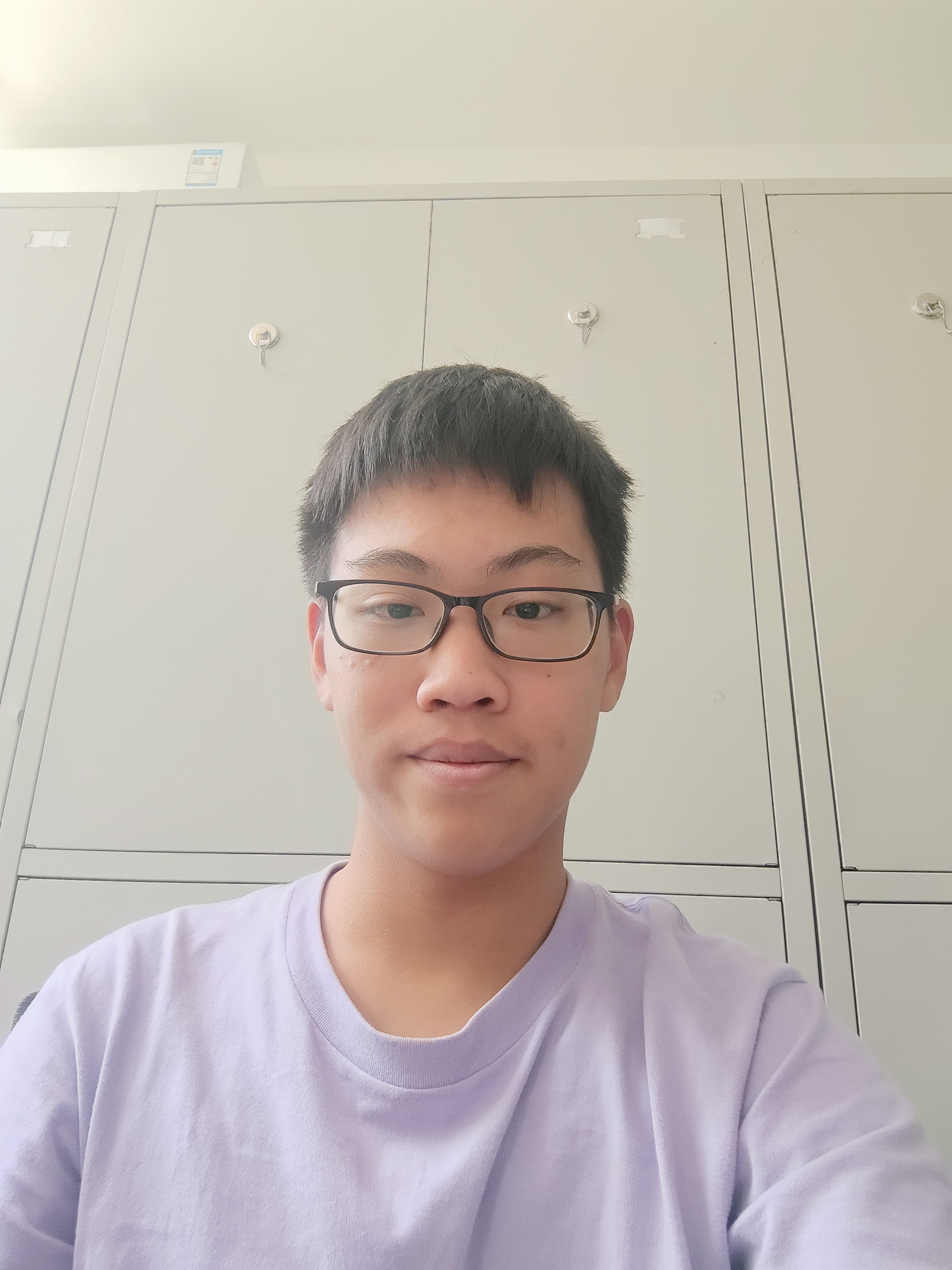 傅教员 照片