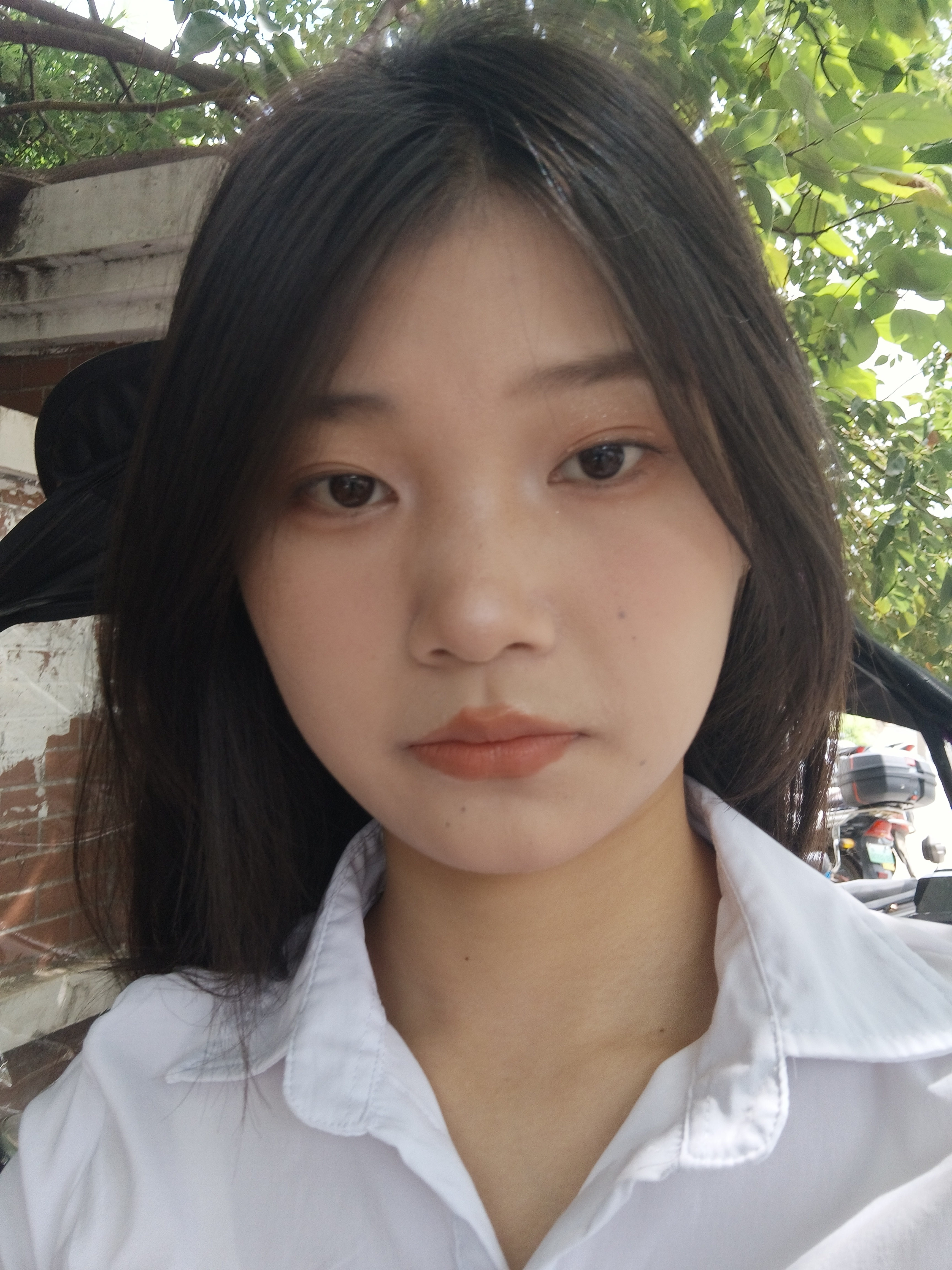 胡教员 照片