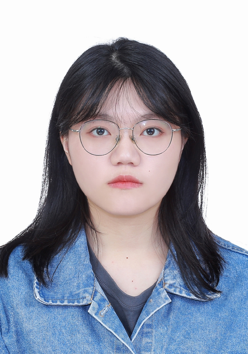 郑教员 照片