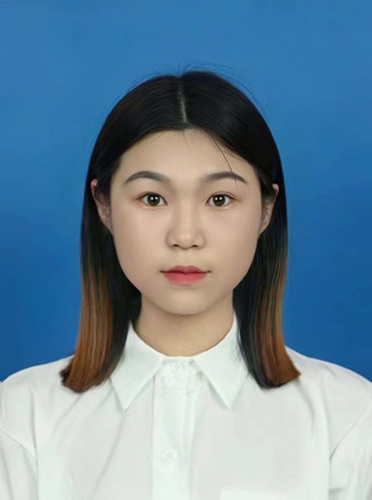 李教员 照片