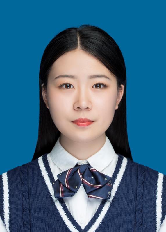 费教员 照片