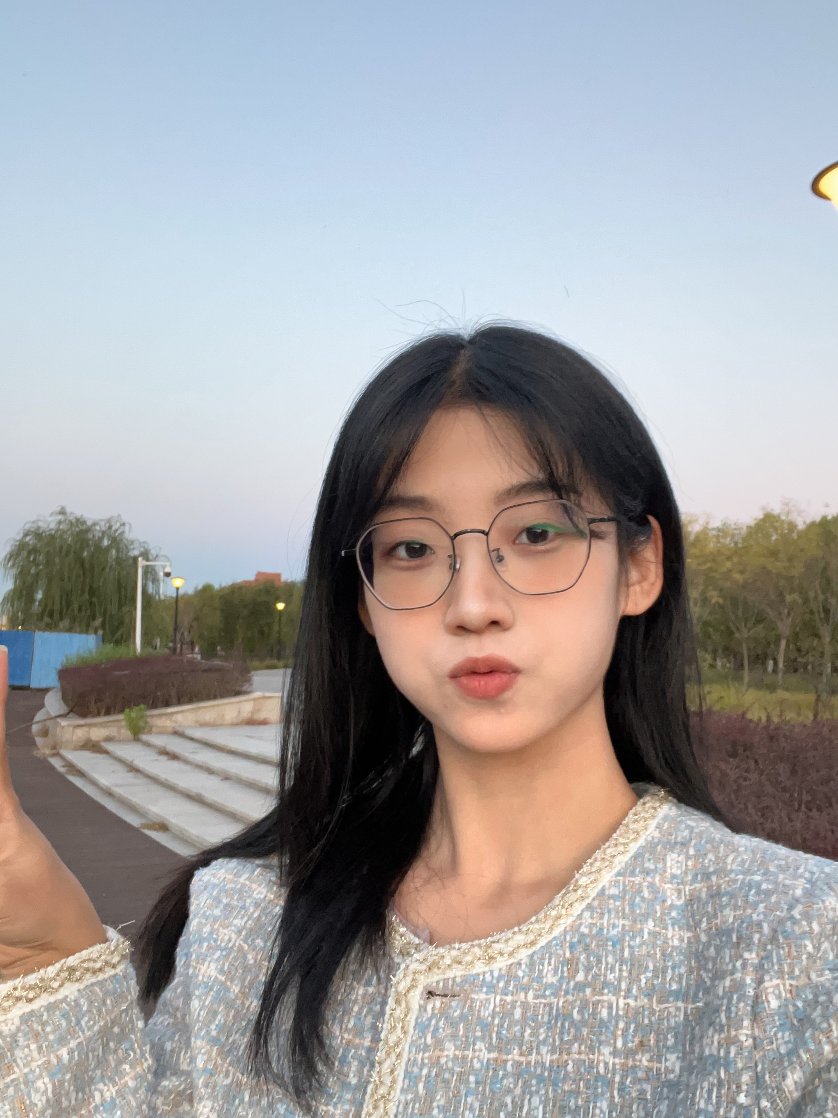 李教员 照片