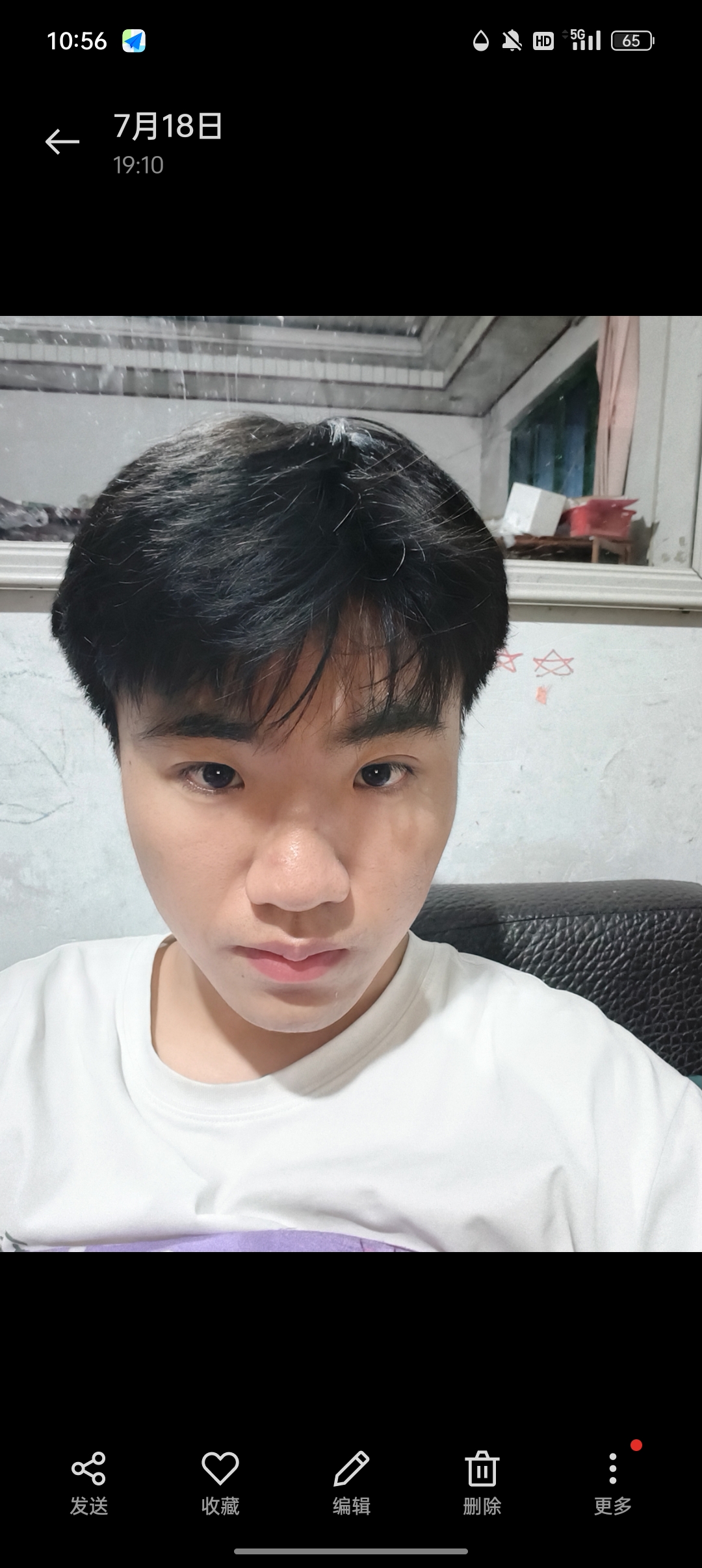 尤教员 照片