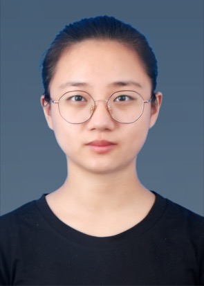 卢教员 照片