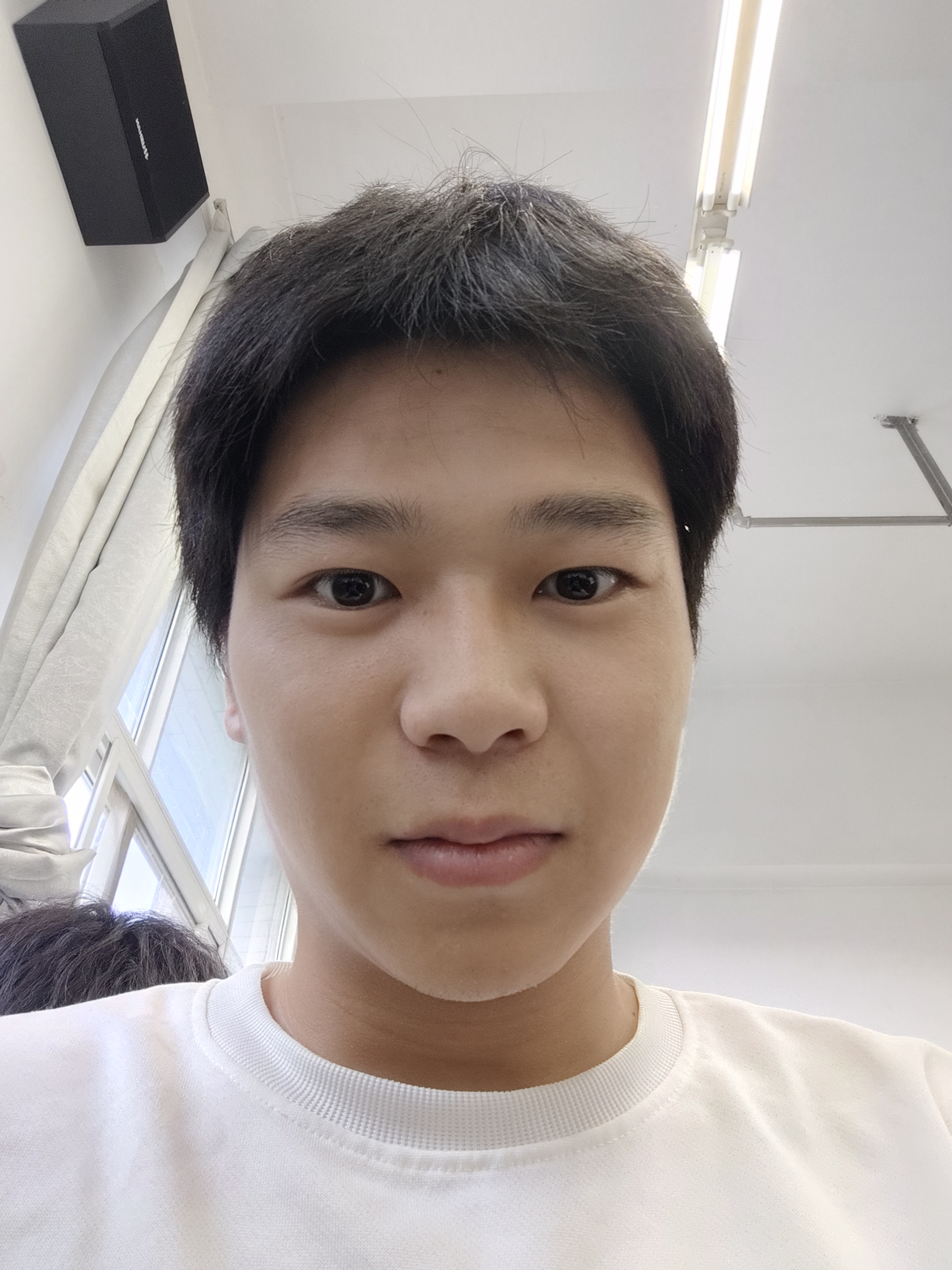 王教员 照片