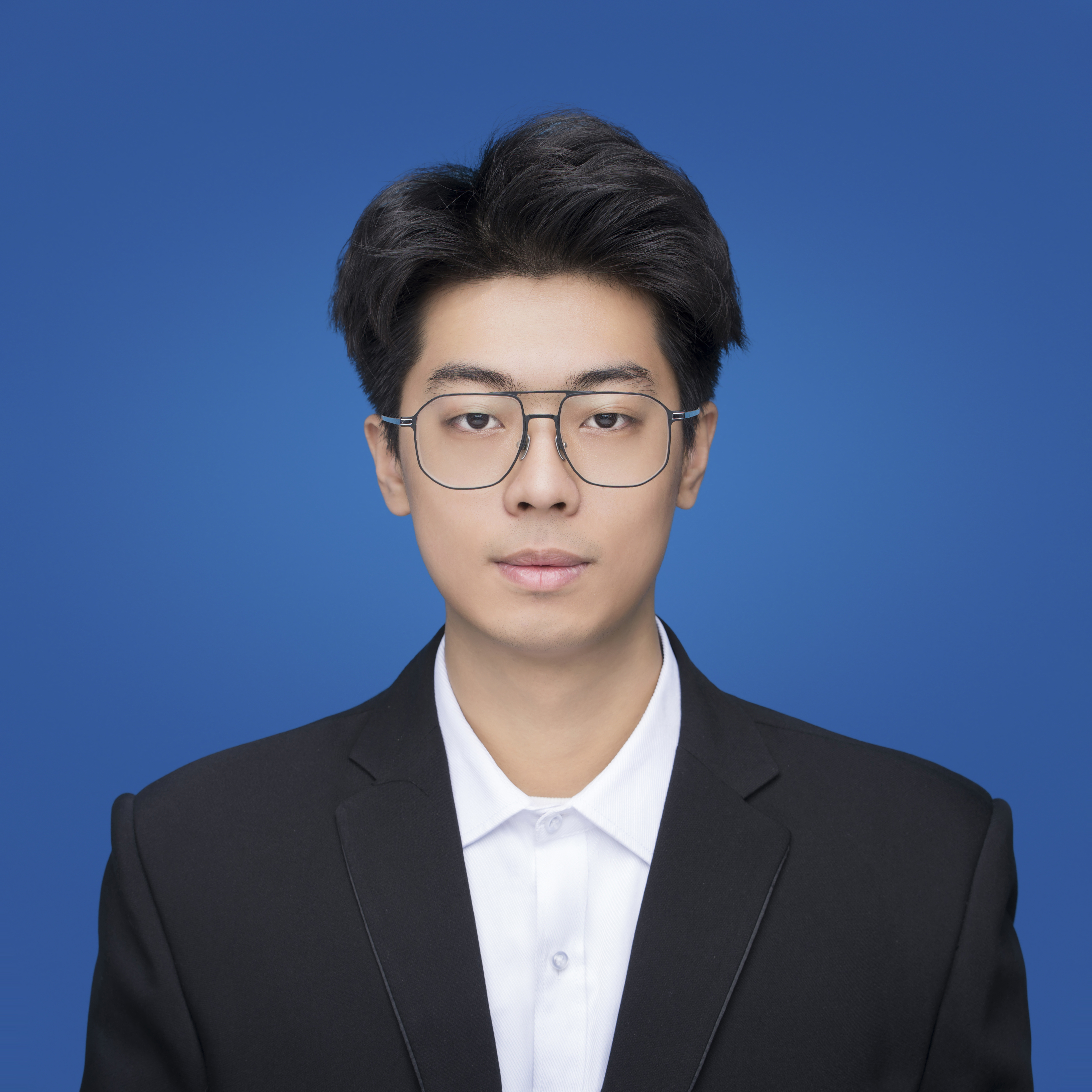 温教员 照片