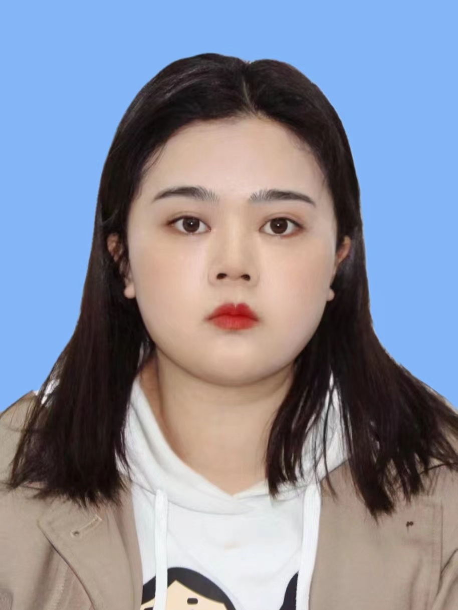 卜教员 照片